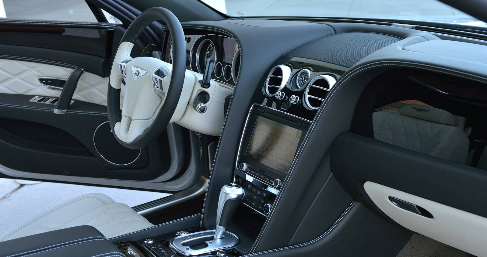 W12 (2013)