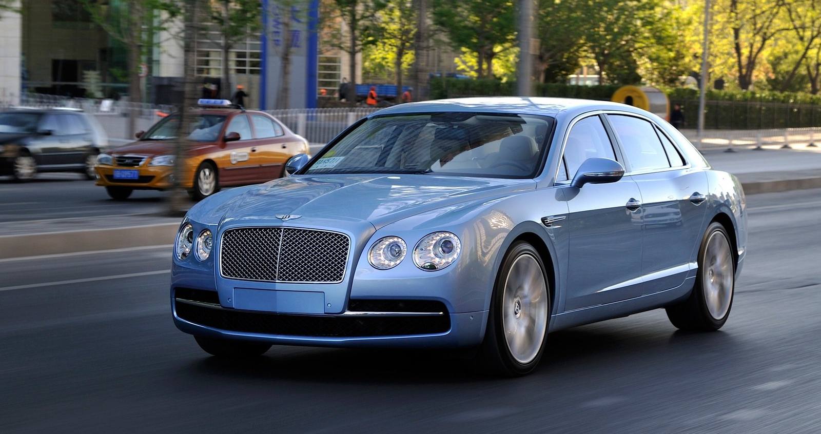 W12 (2013)