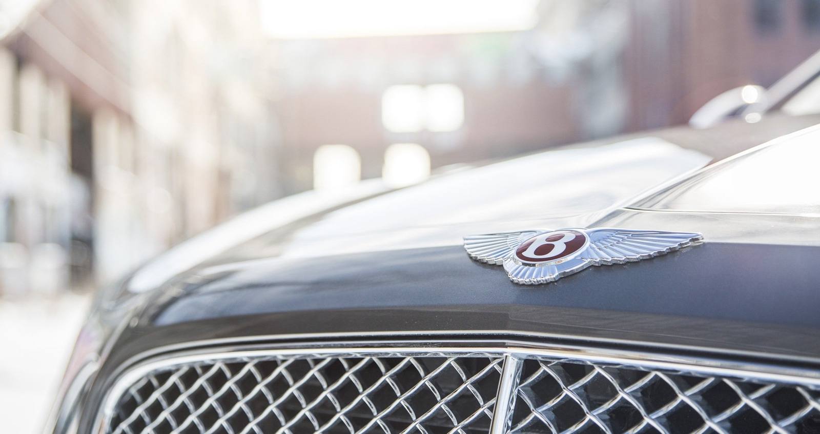 V8 (2014)
