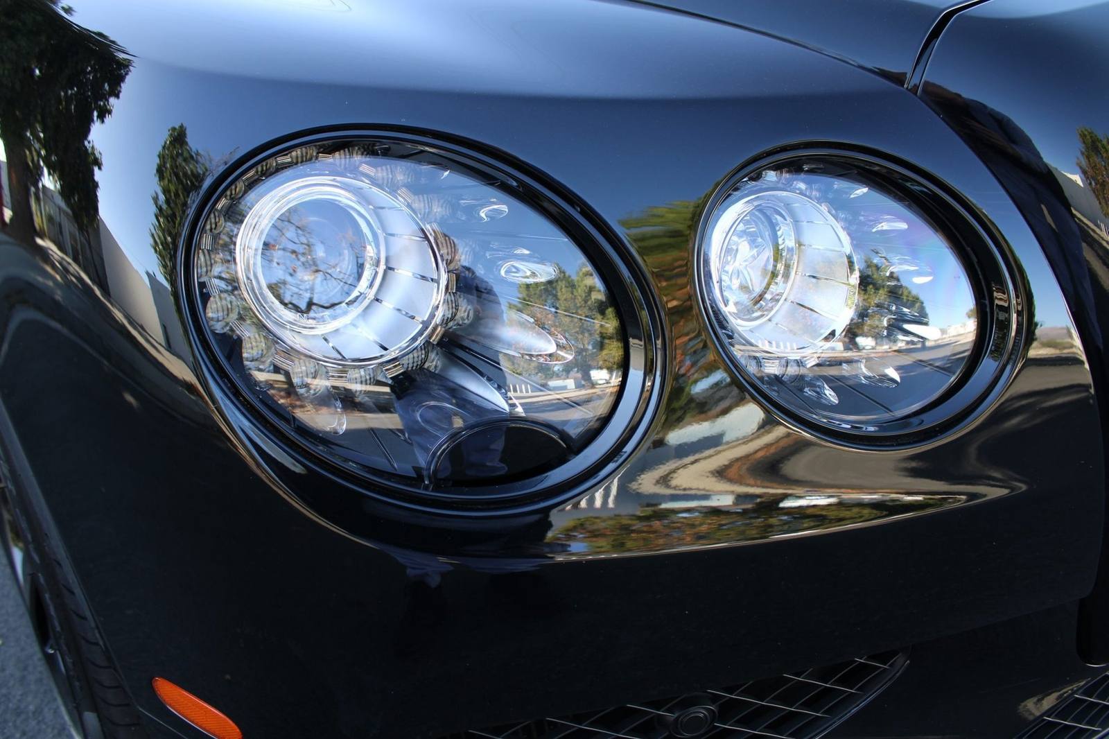 V8 S (2016)