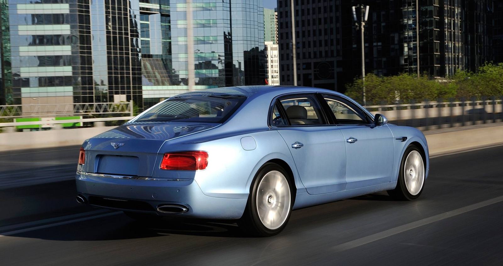 W12 (2013)