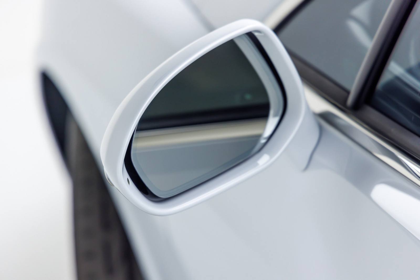 W12 (Gen 1)