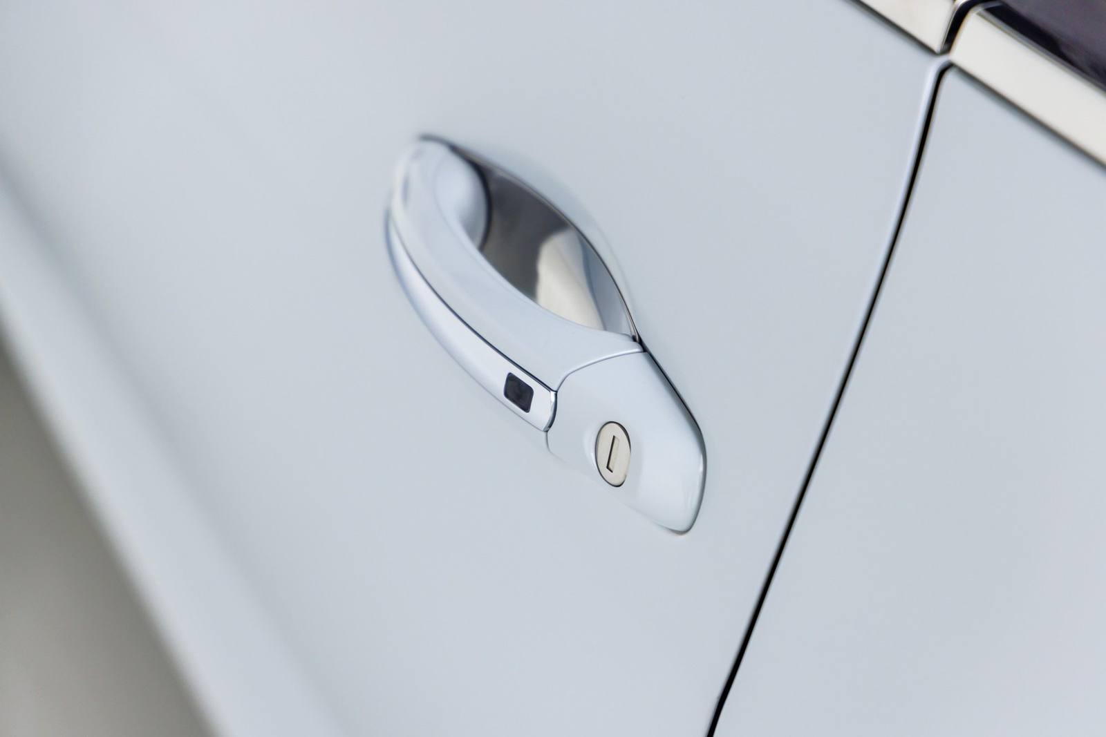 W12 (Gen 1)