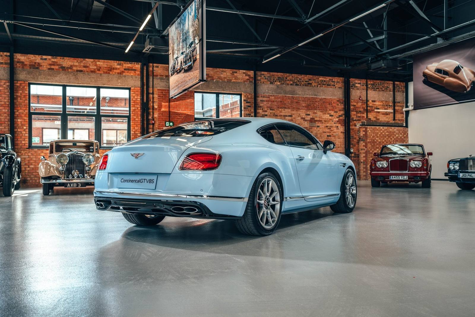 V8 S (Gen 2)