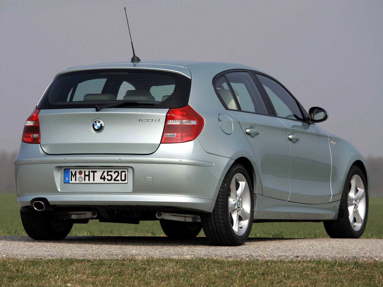 130i
