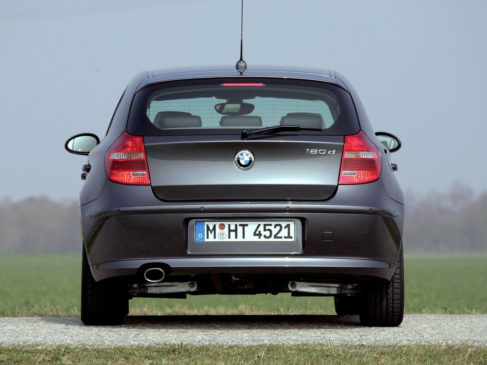 130i