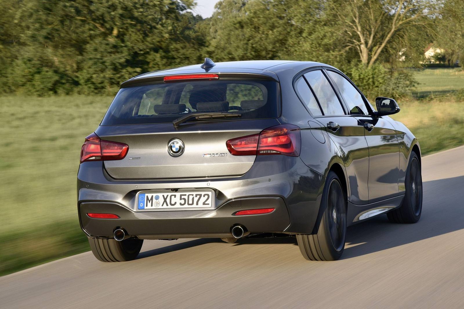 M140i