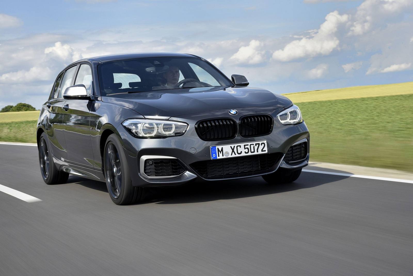 M140i