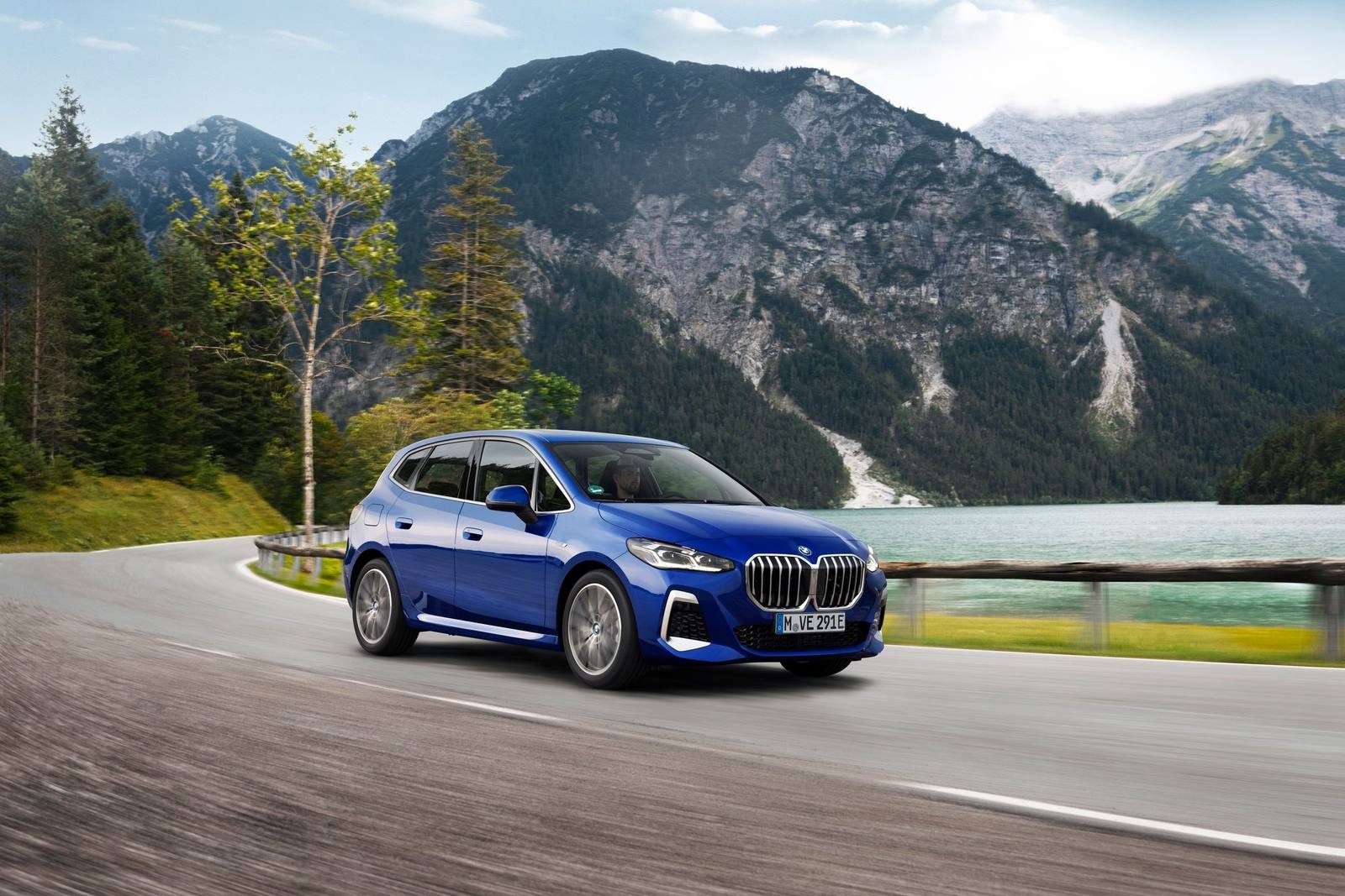 225e xDrive
