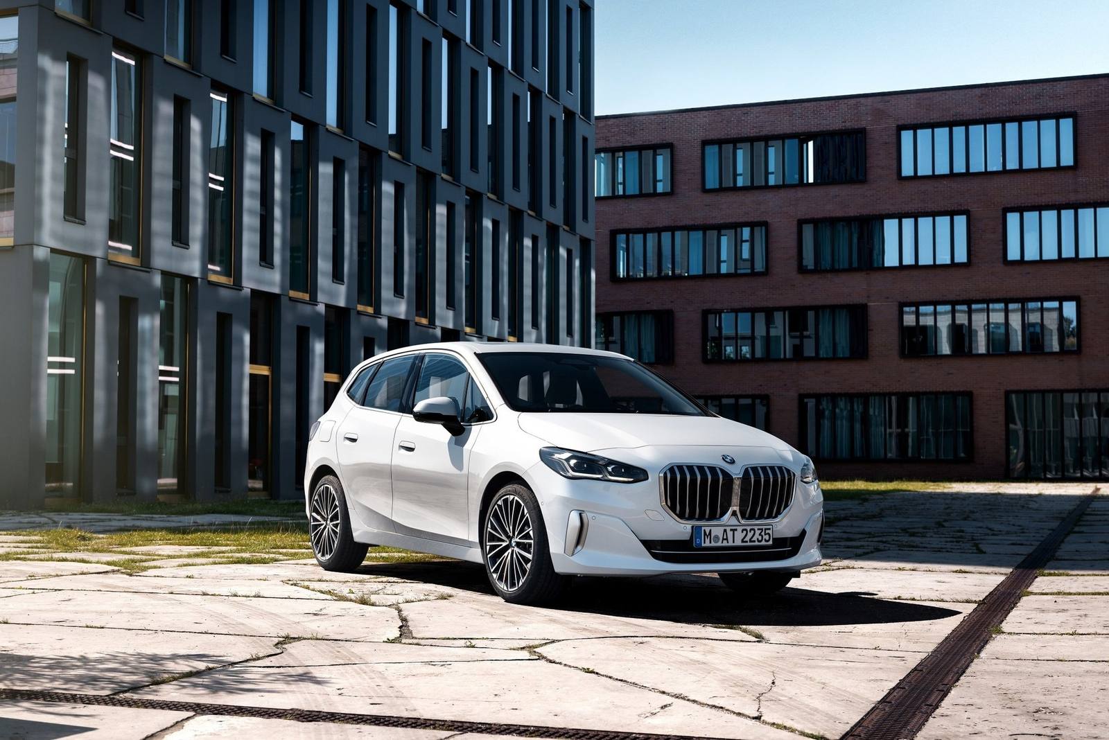 218i