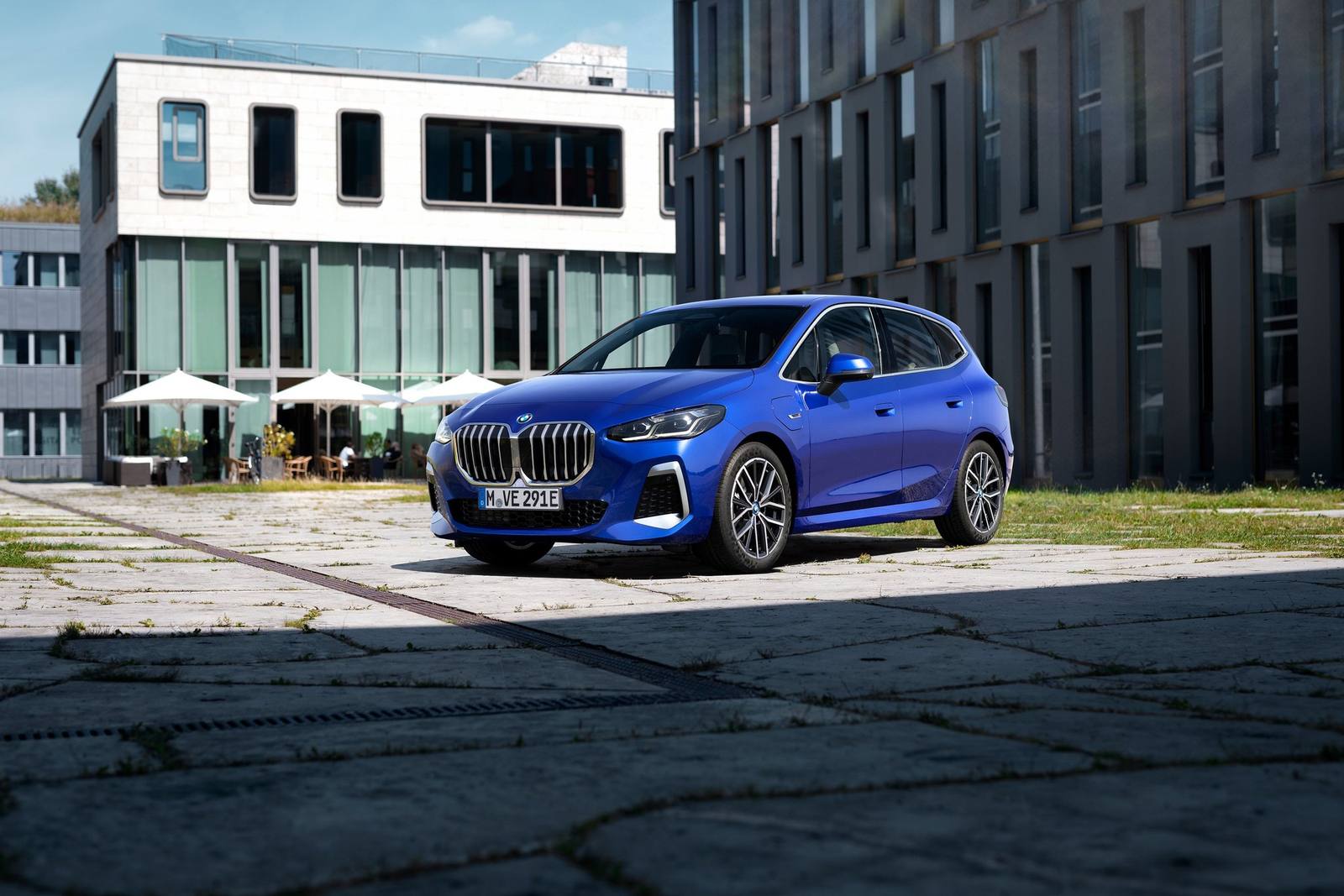225e xDrive