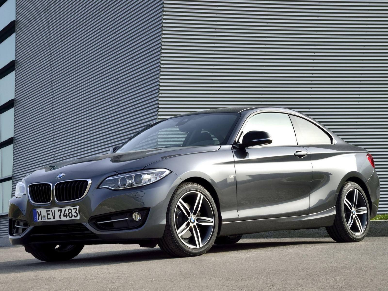 220i
