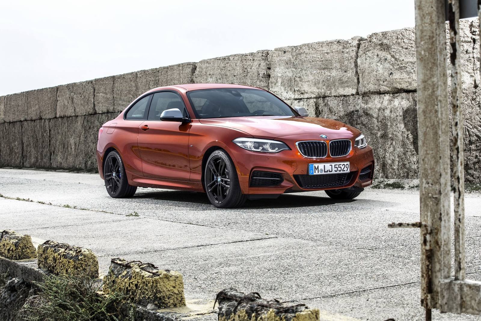 M240i