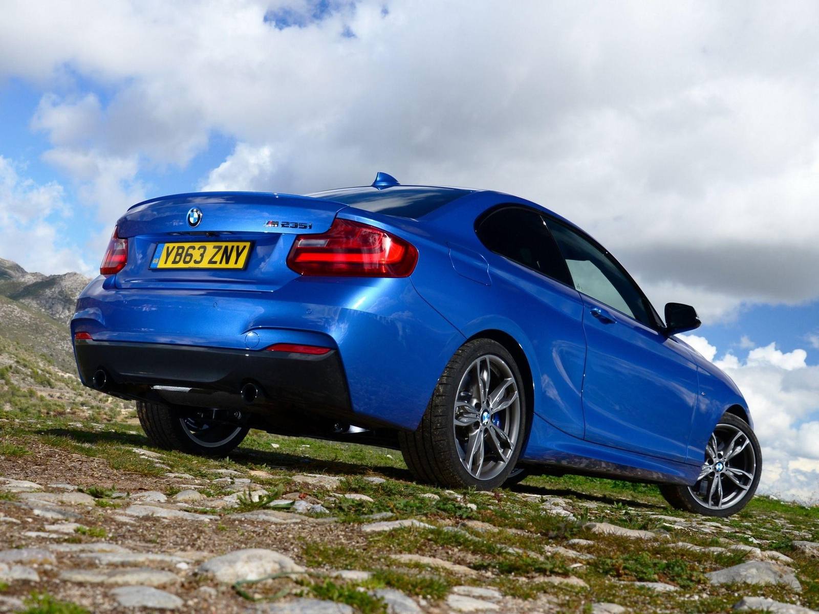 M235i