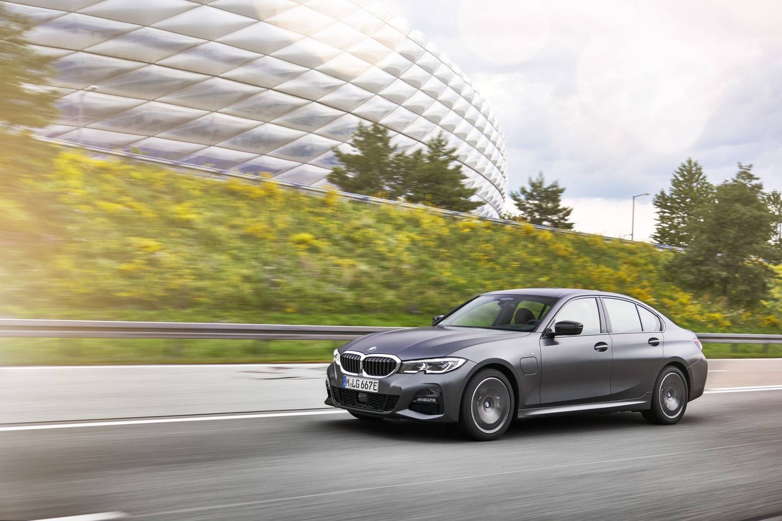 330e