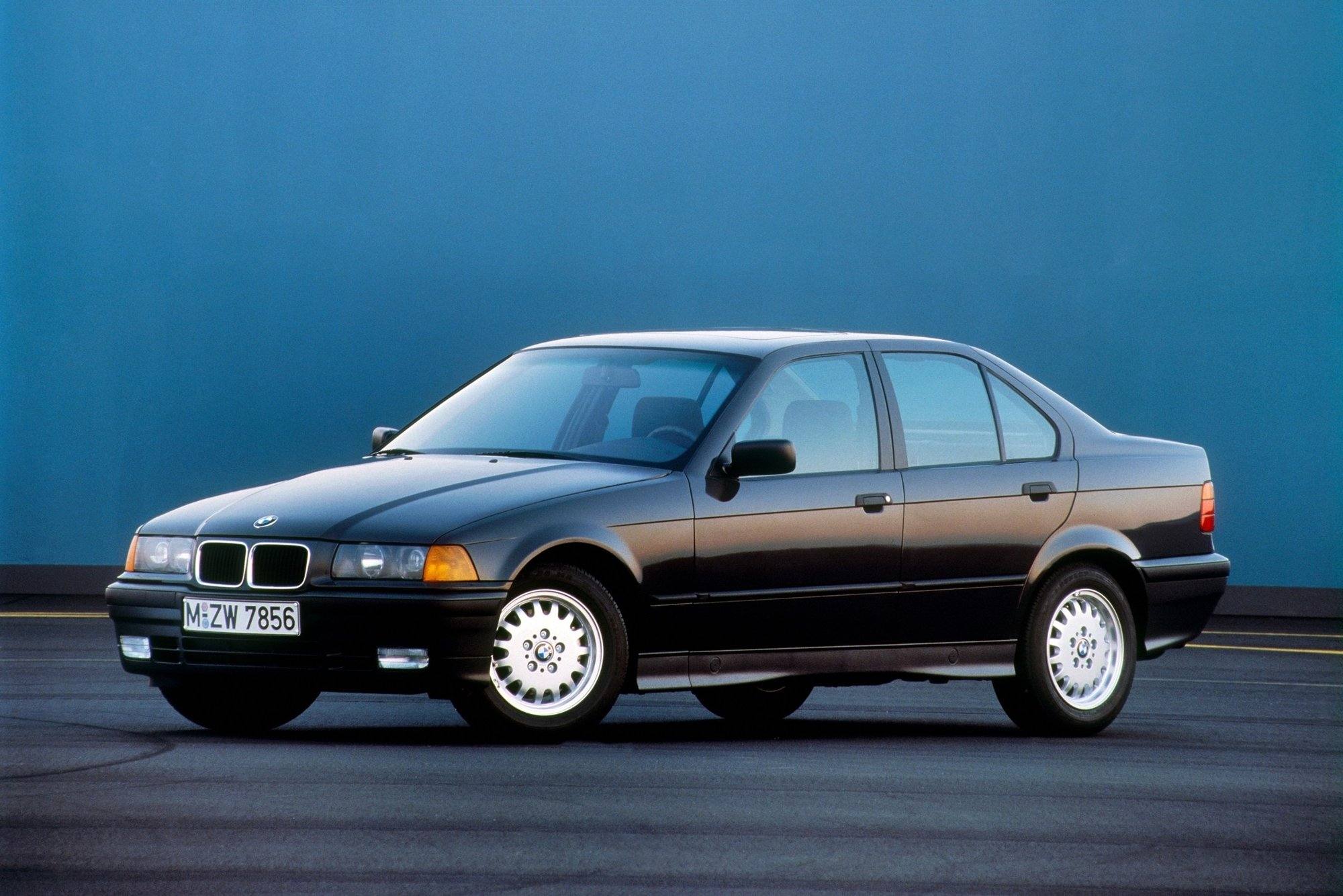 318i
