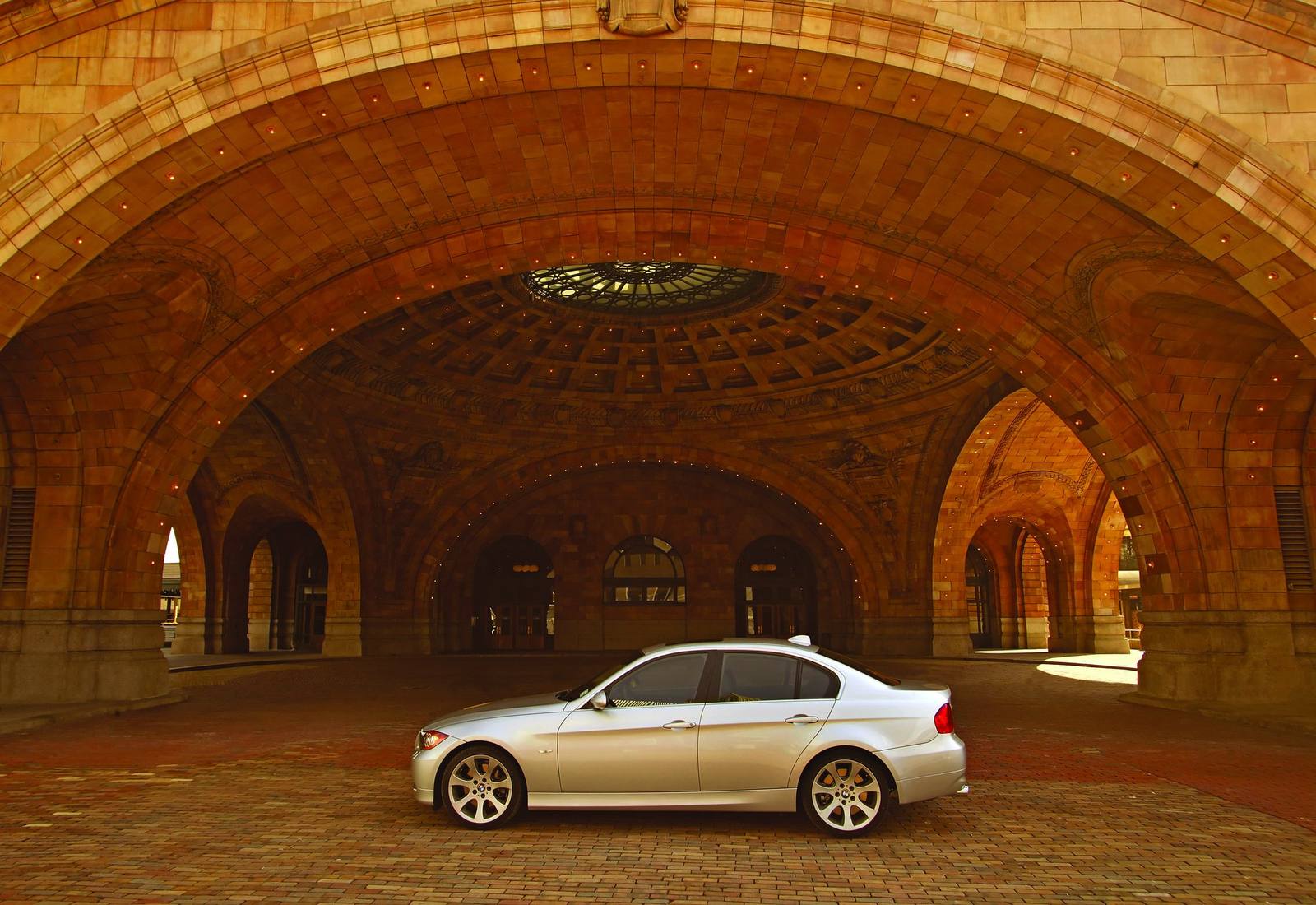 330i