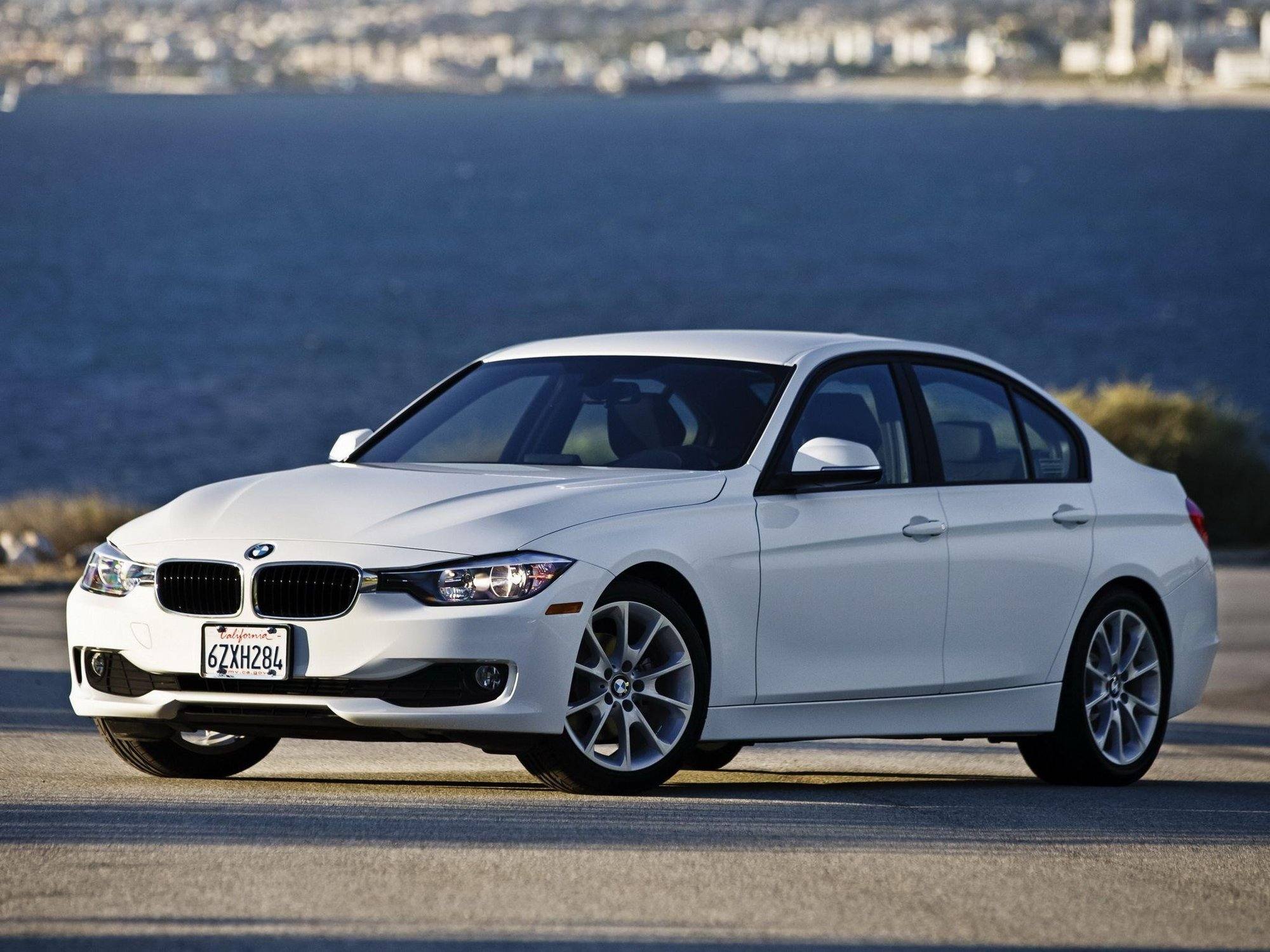 320i