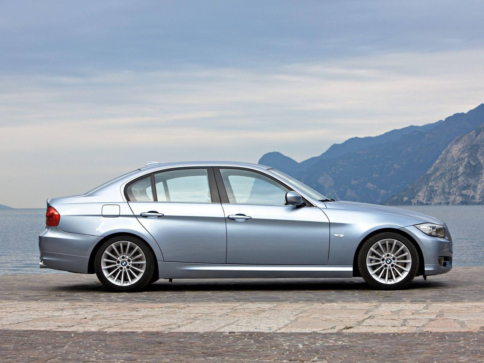 335i
