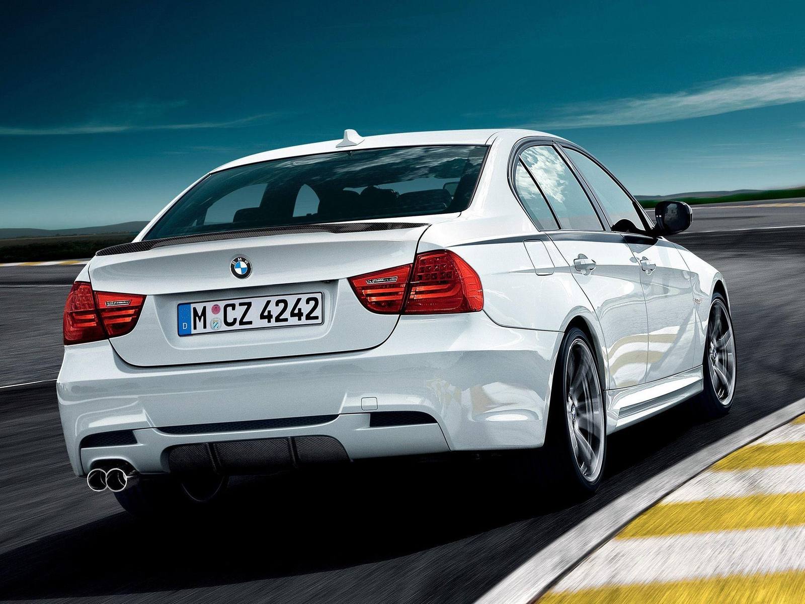 335i