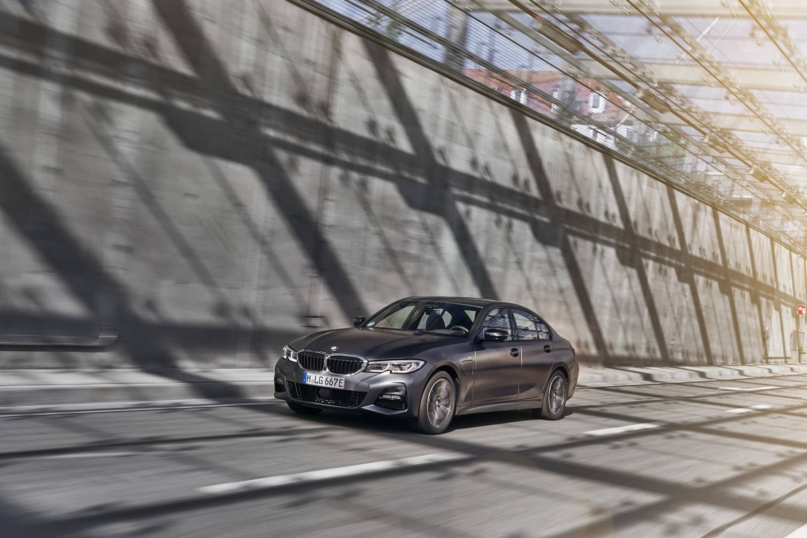 330e