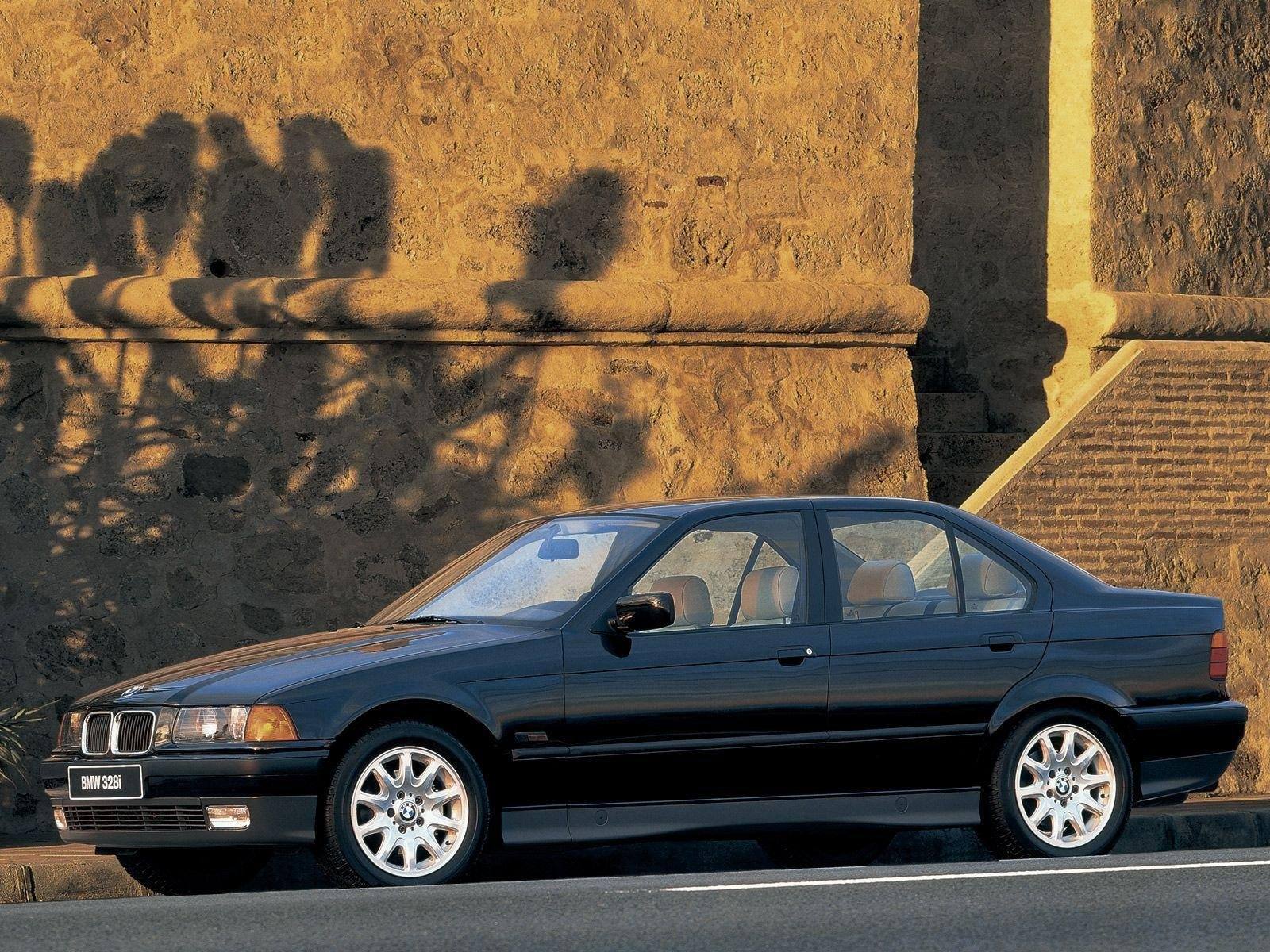 328i