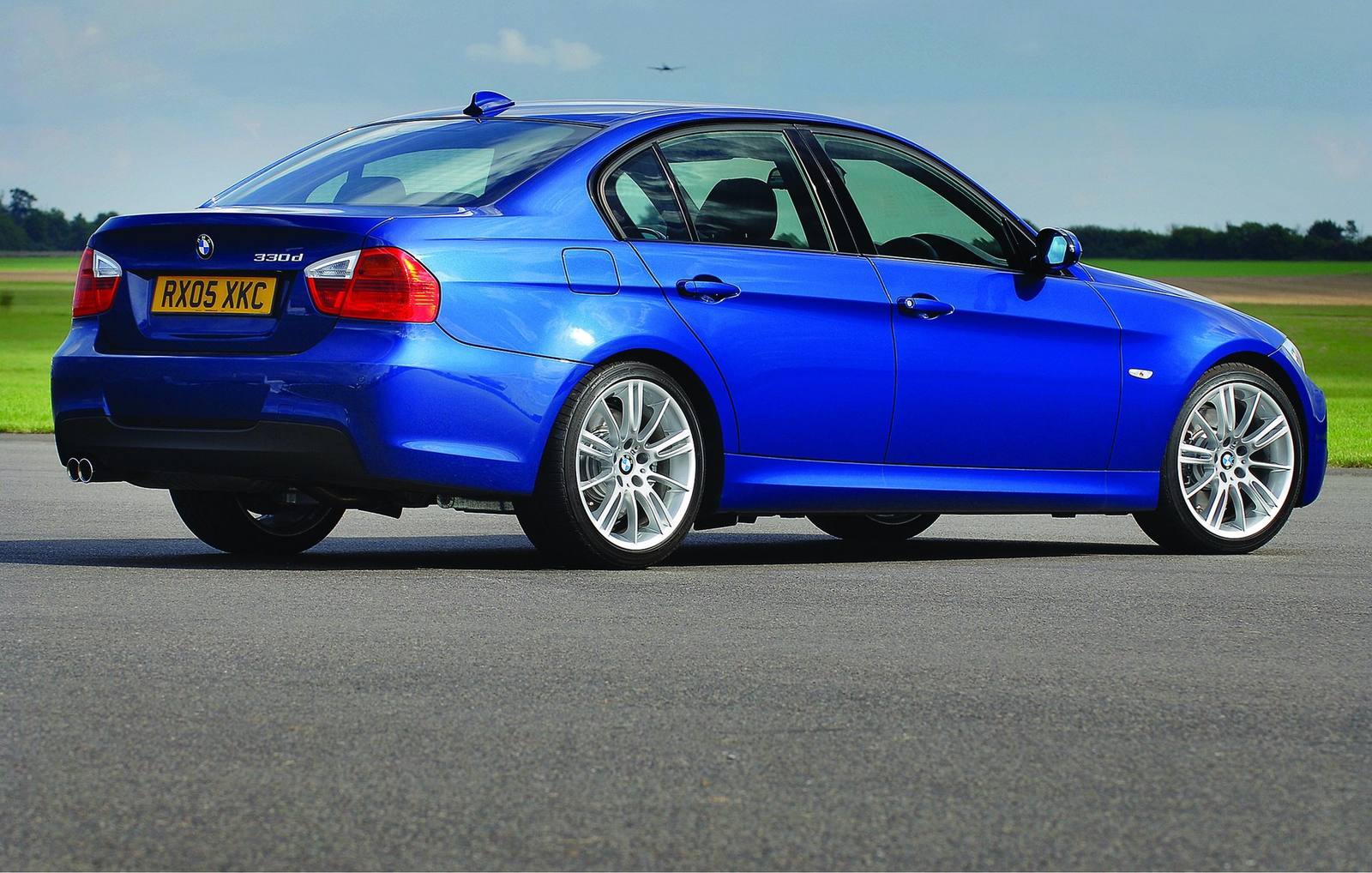 330d