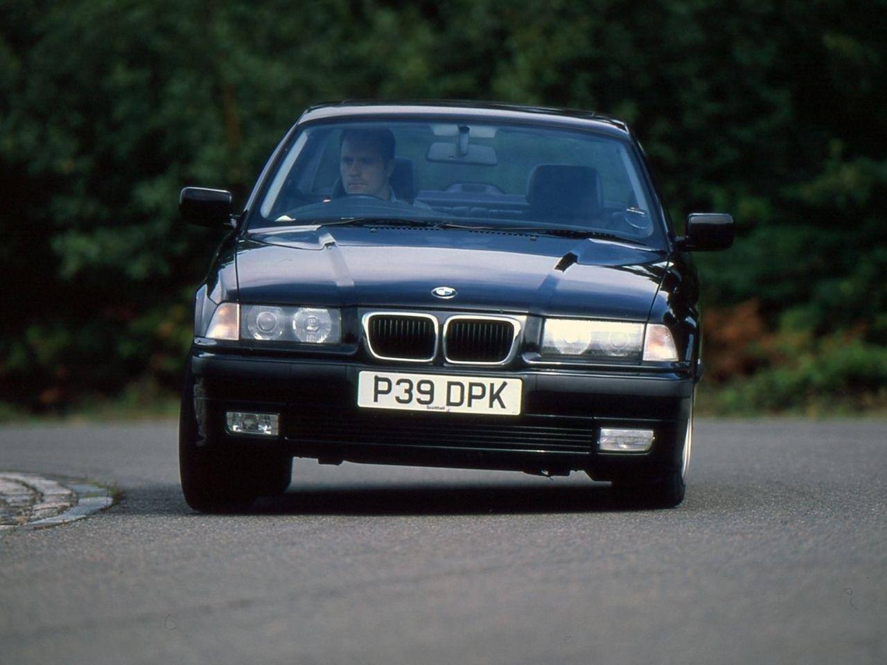 328i Coupe