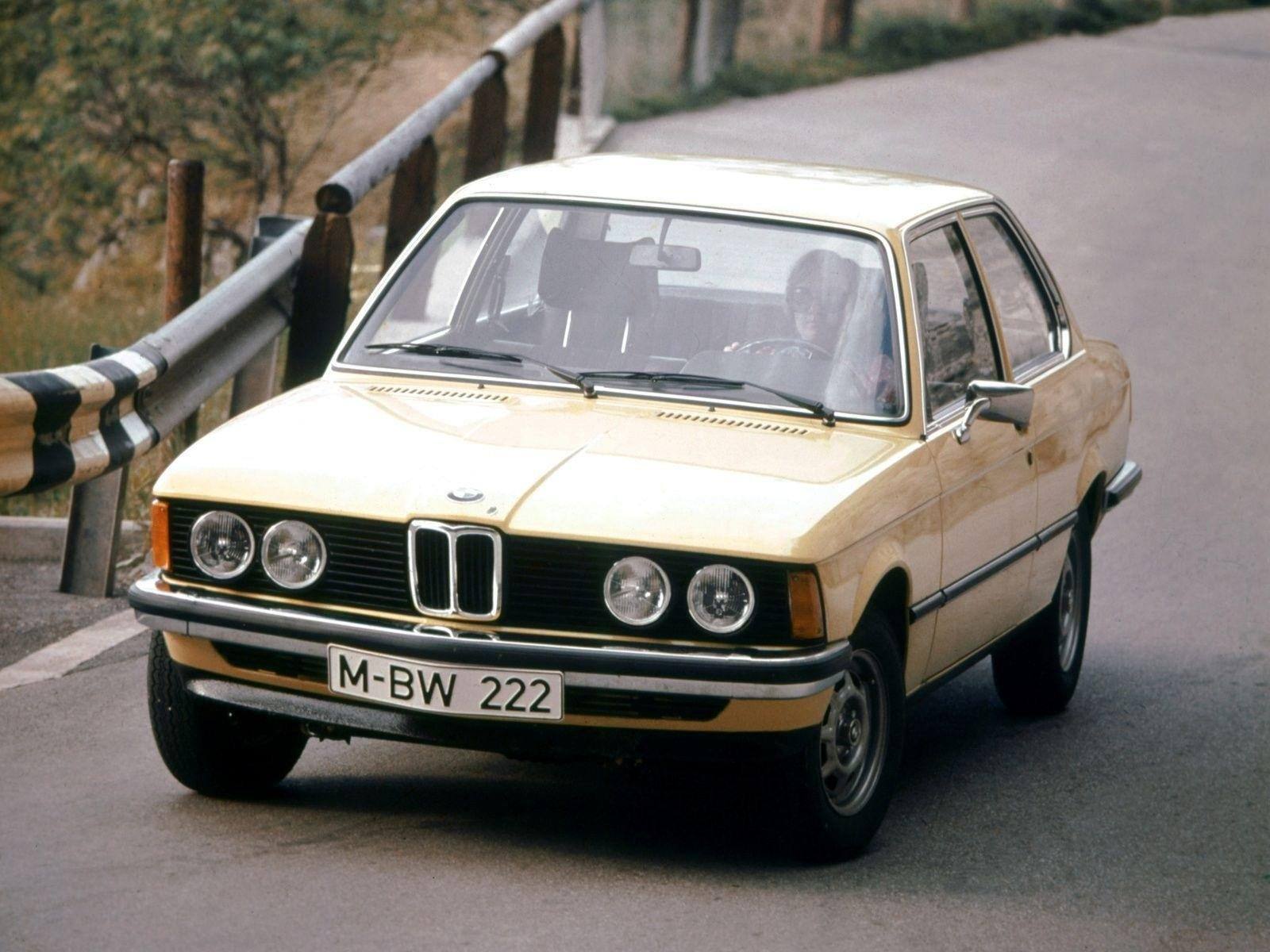 320i