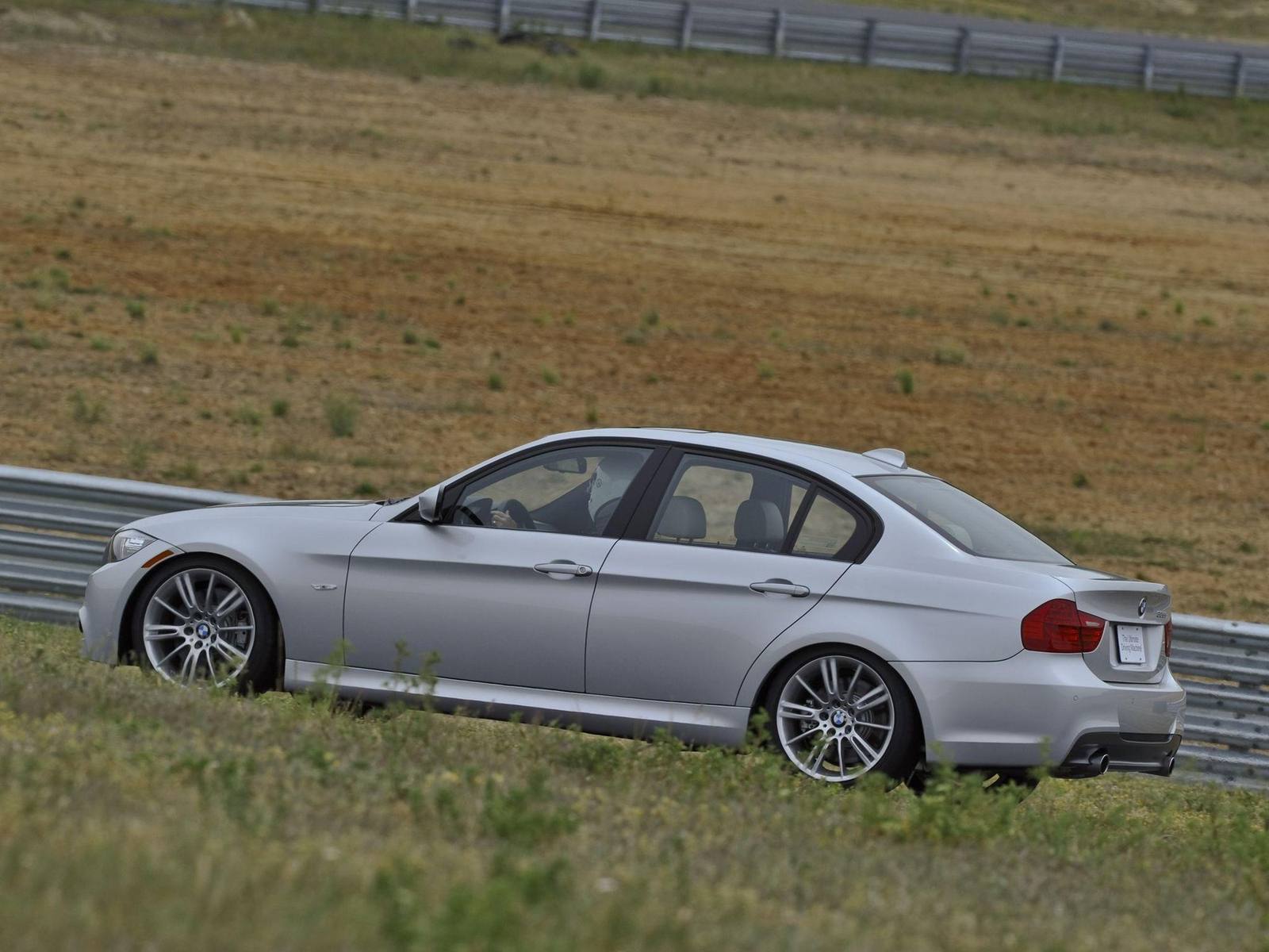 335i
