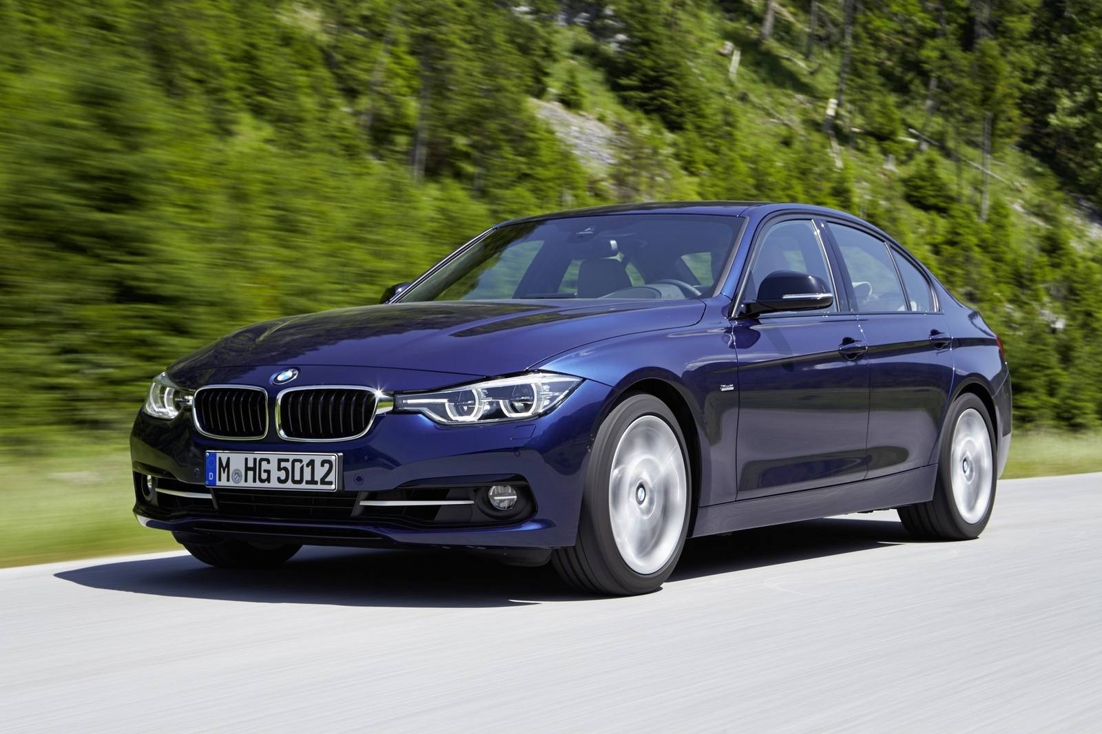 320i