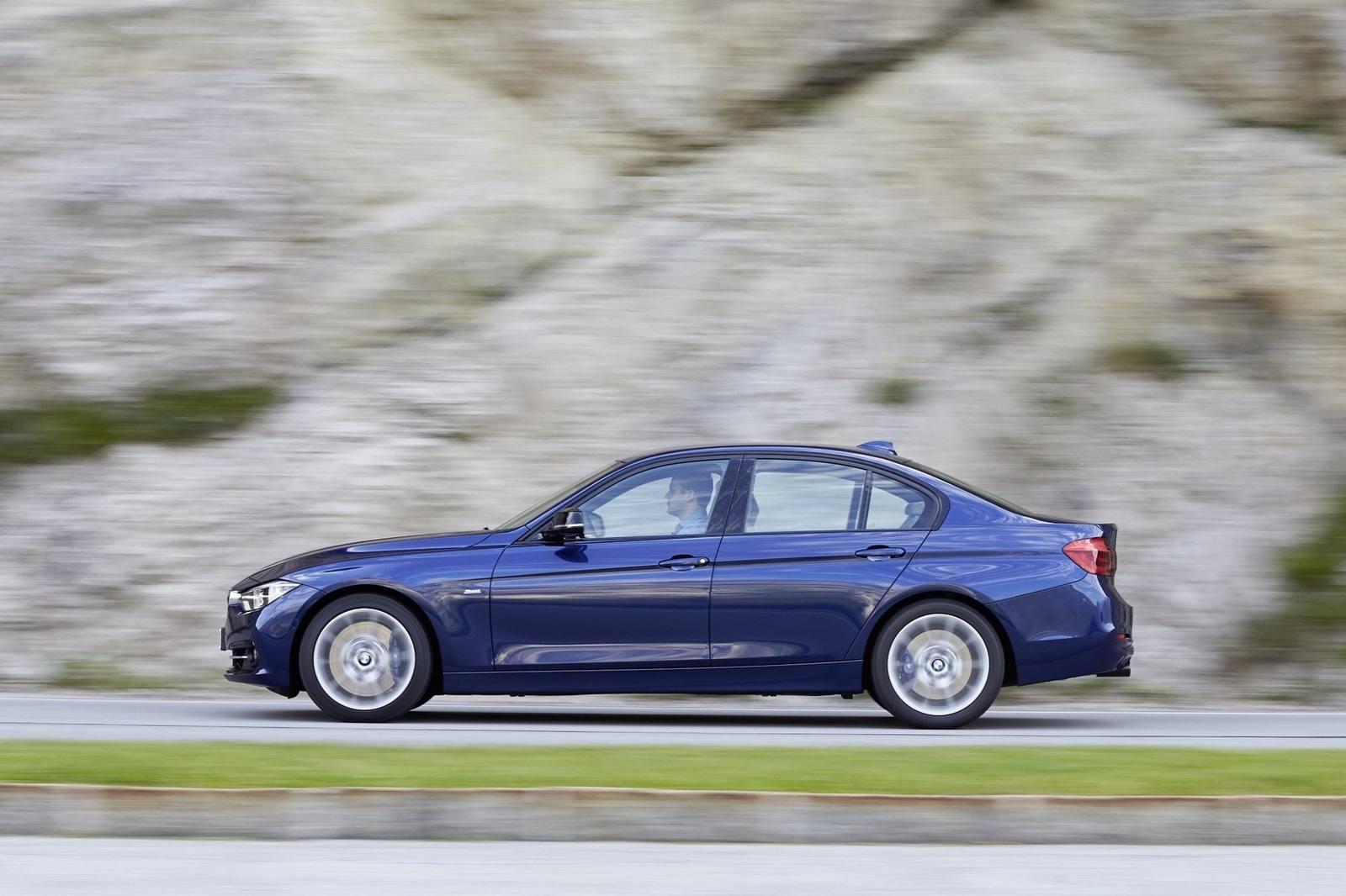 320i
