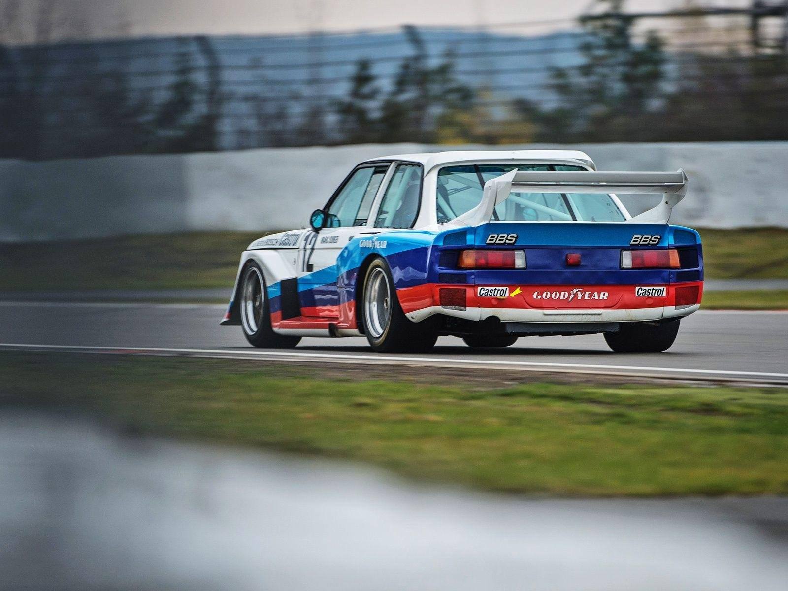 320 Turbo Group 5