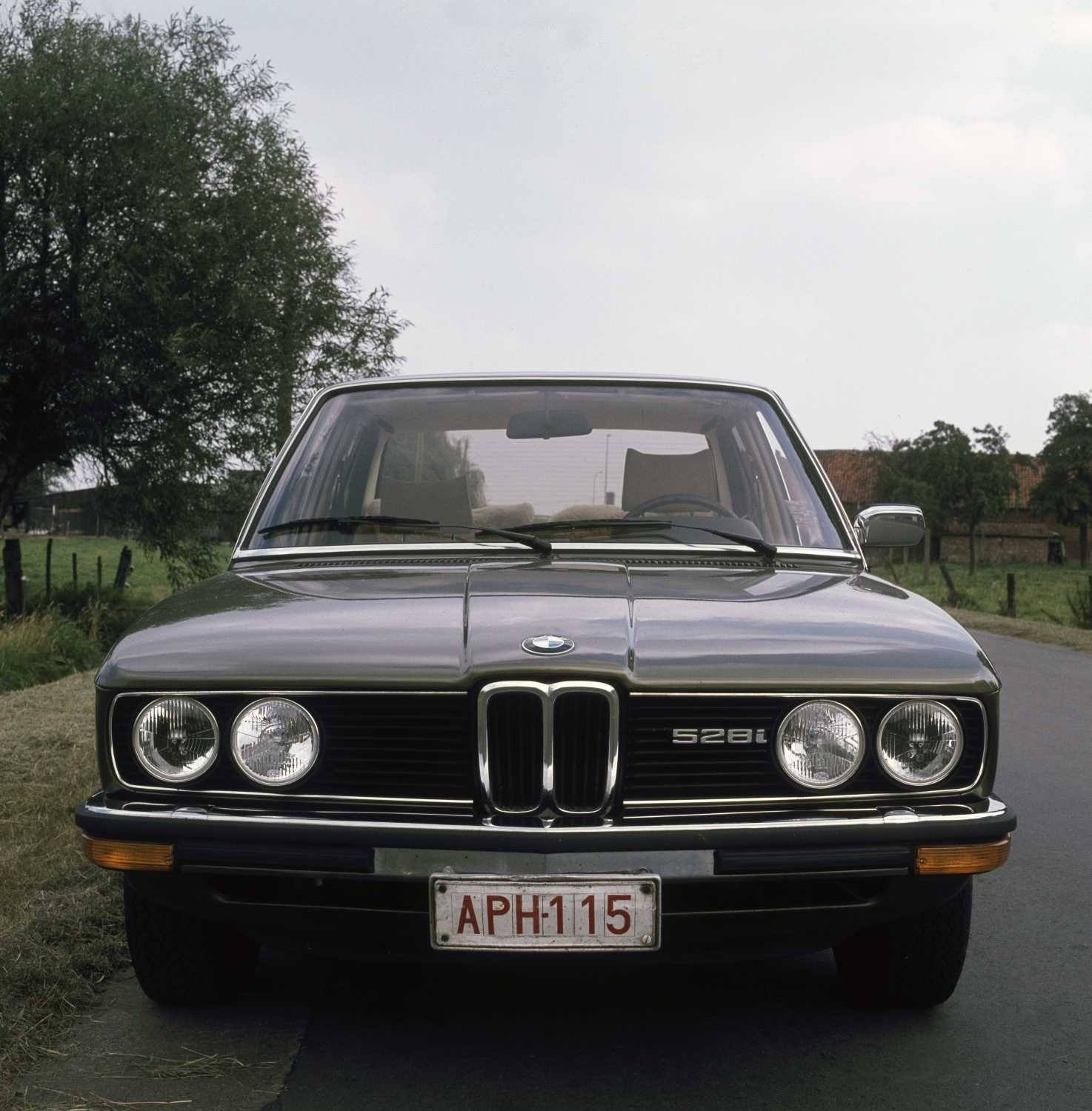 528i