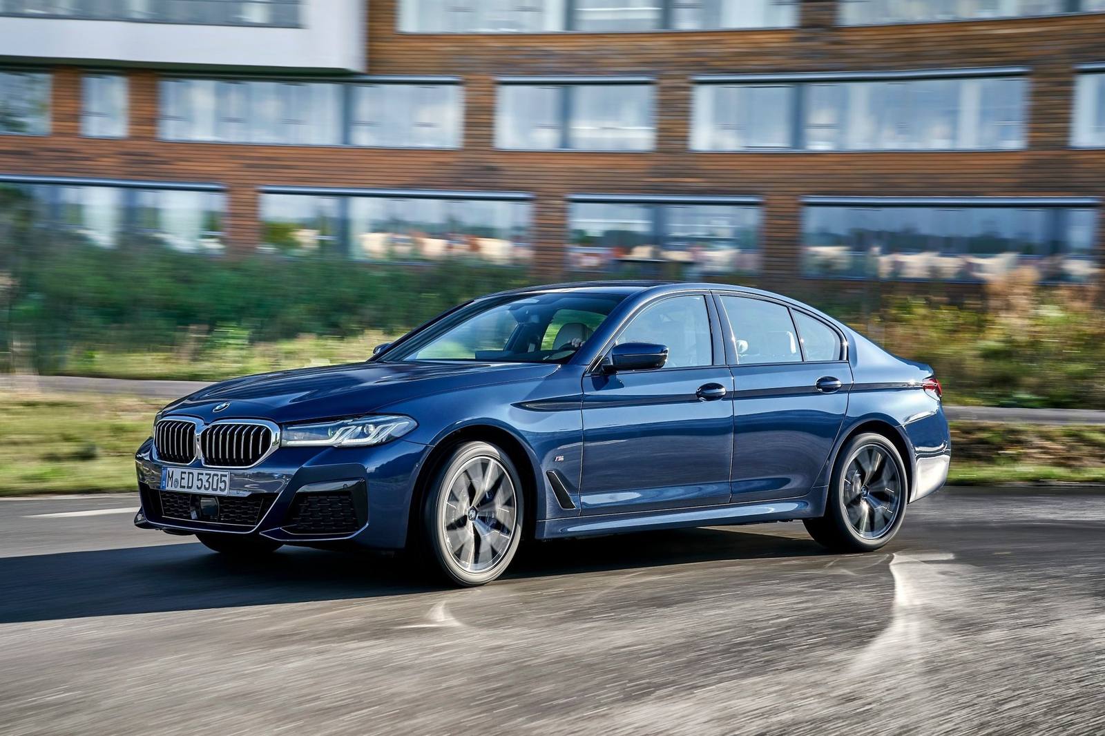530i
