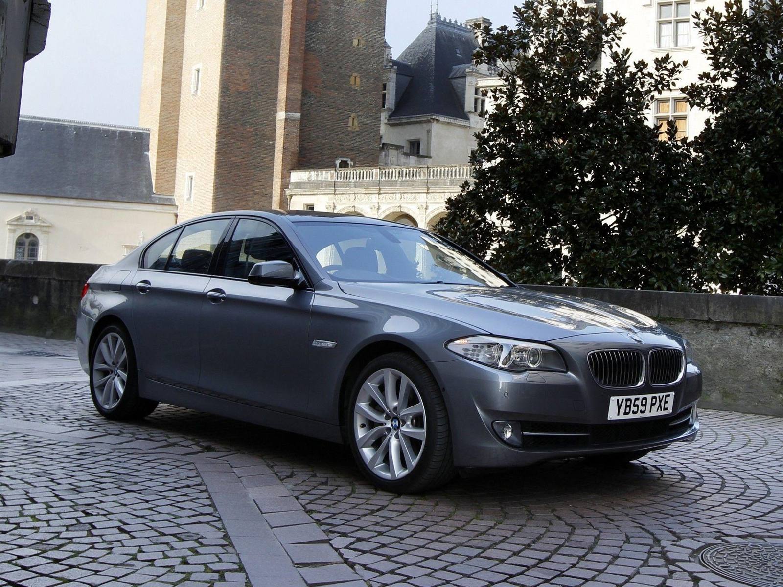 535i