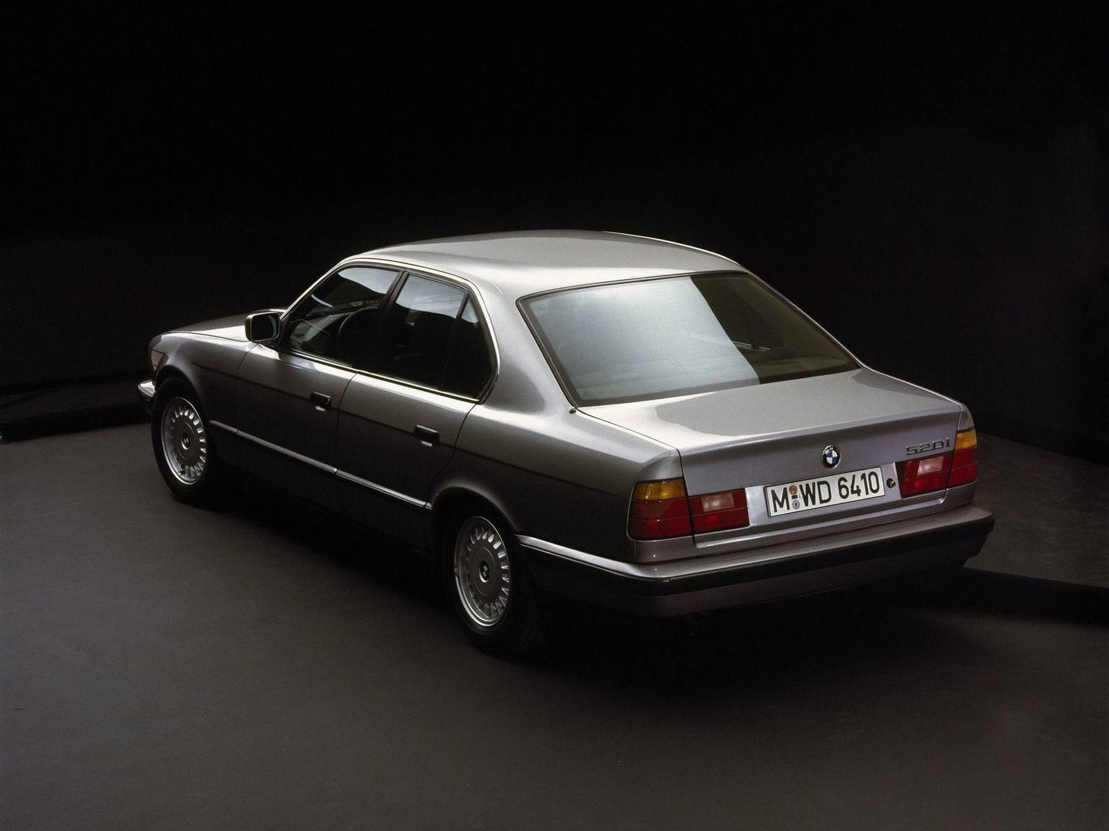 525i