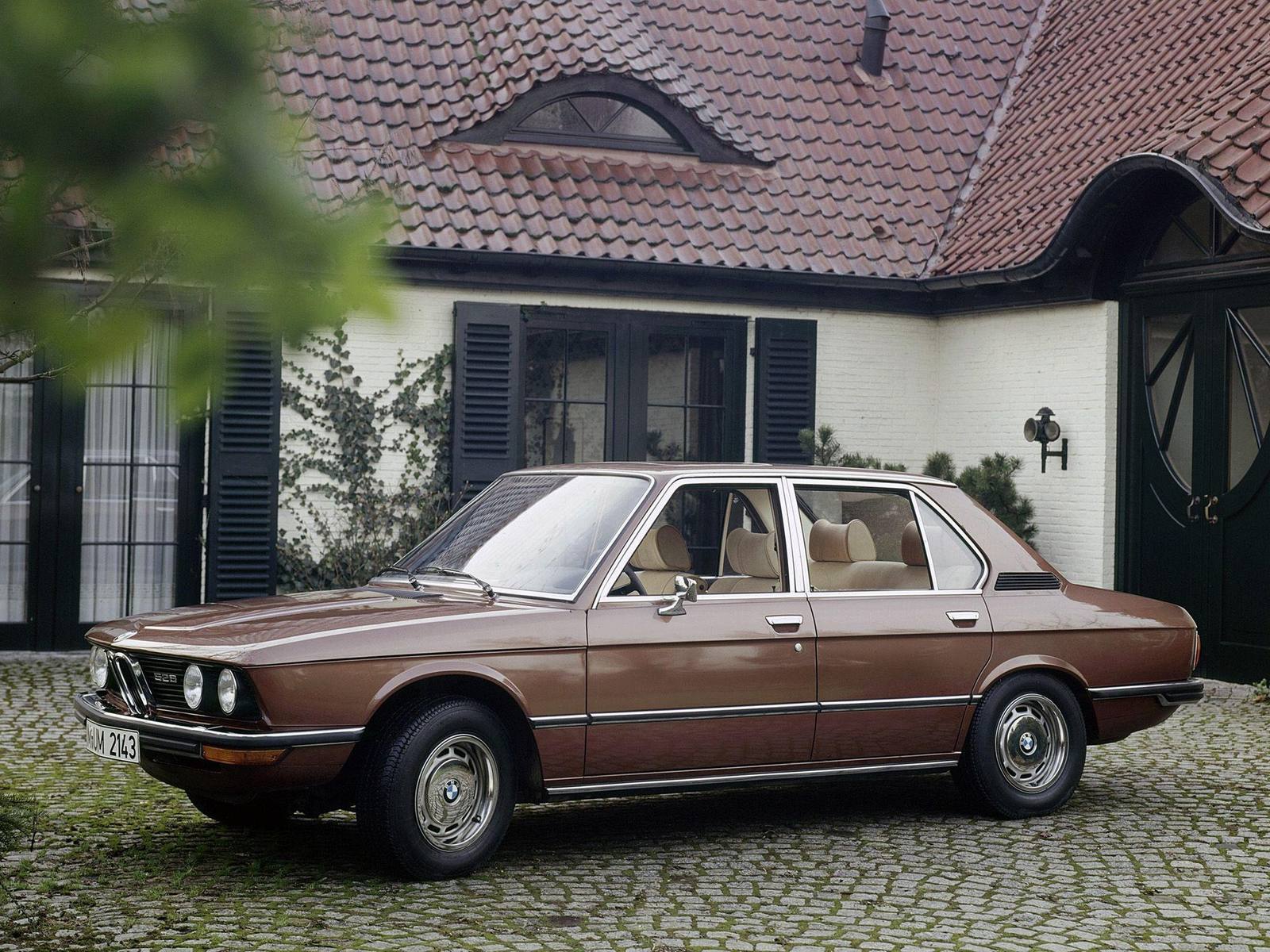 528i