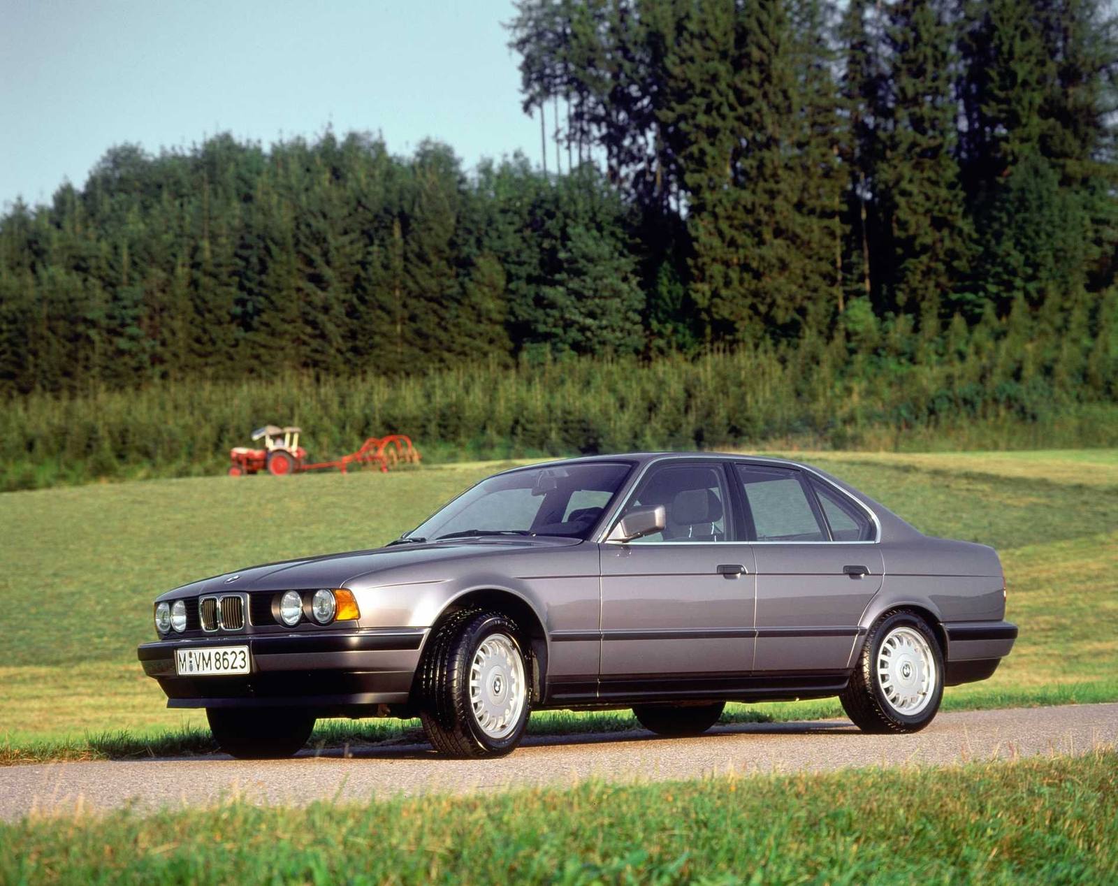 525i