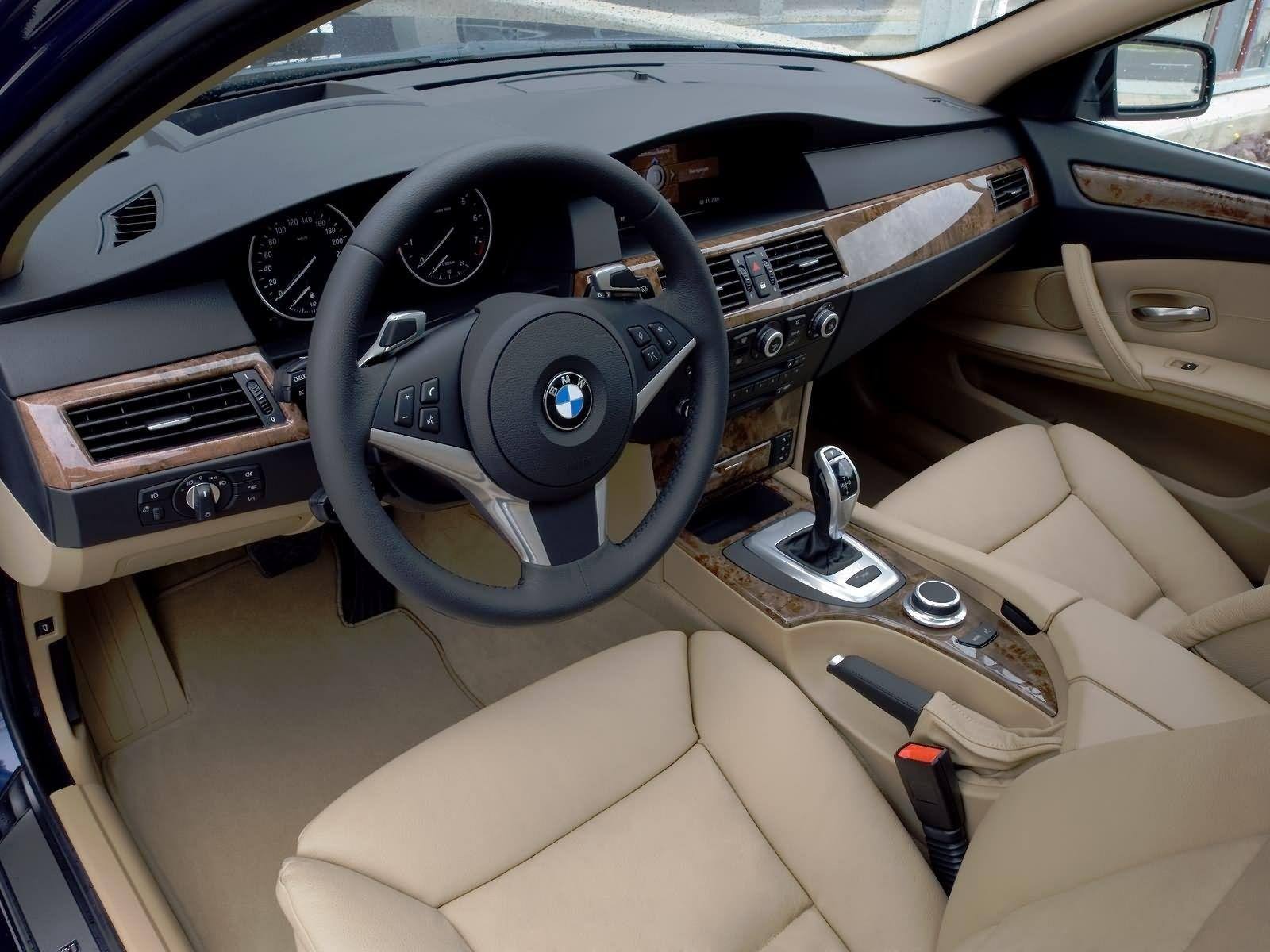 530i Touring