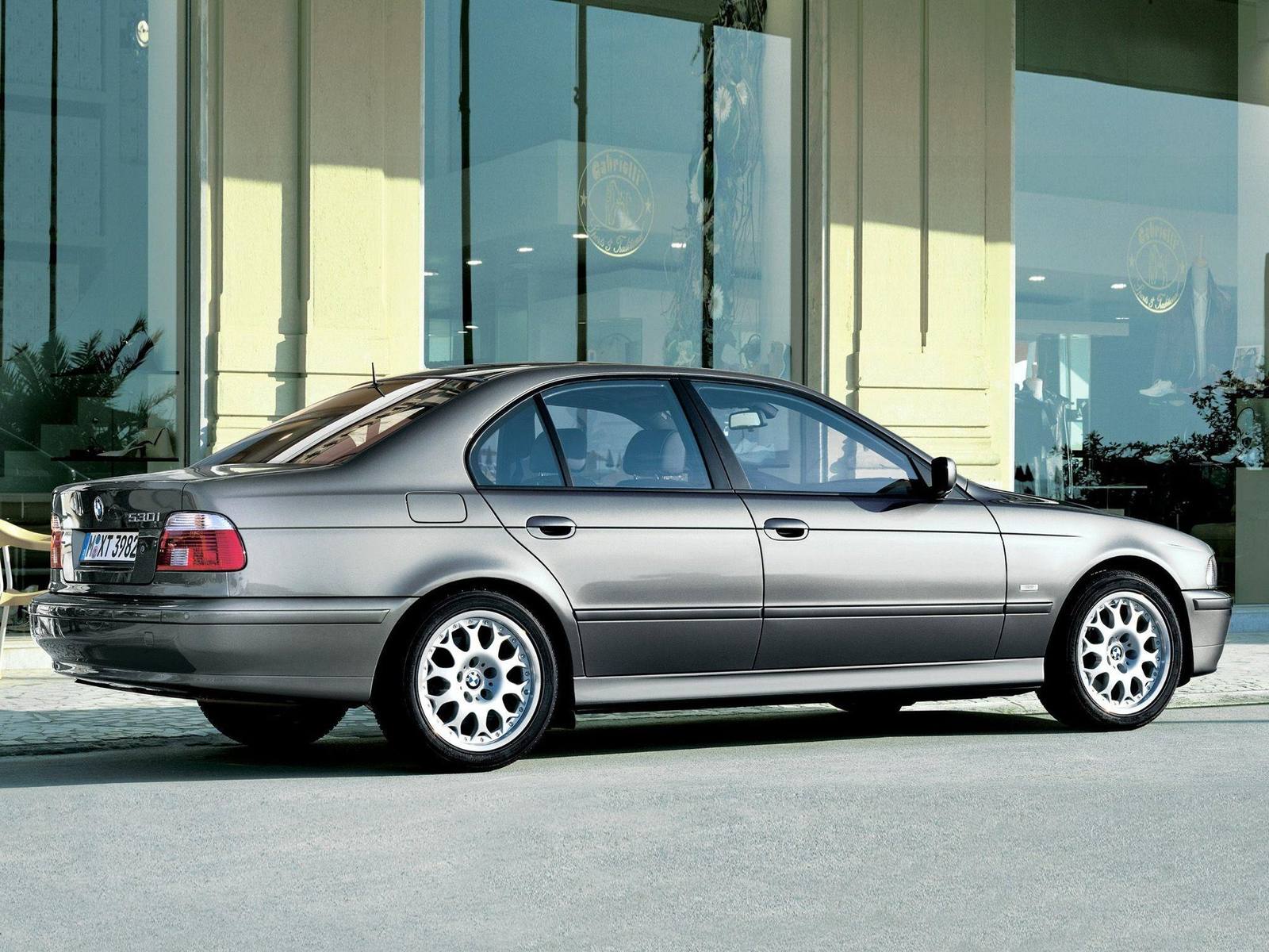530i