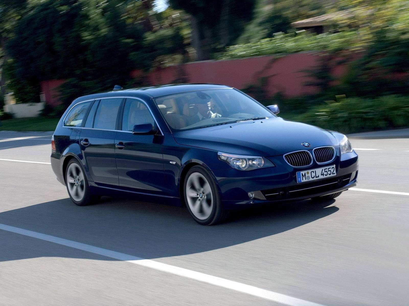 530i Touring