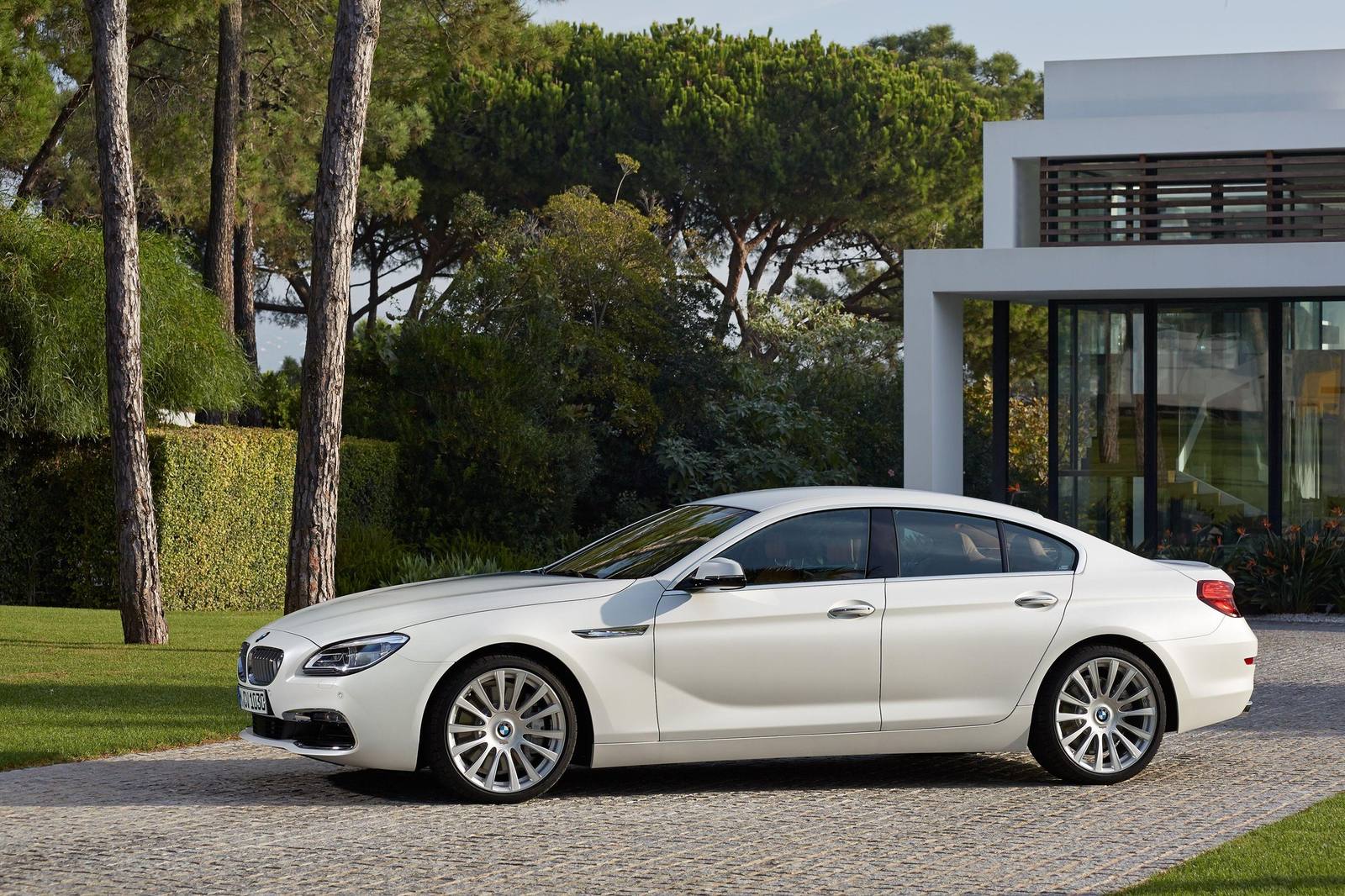 640i