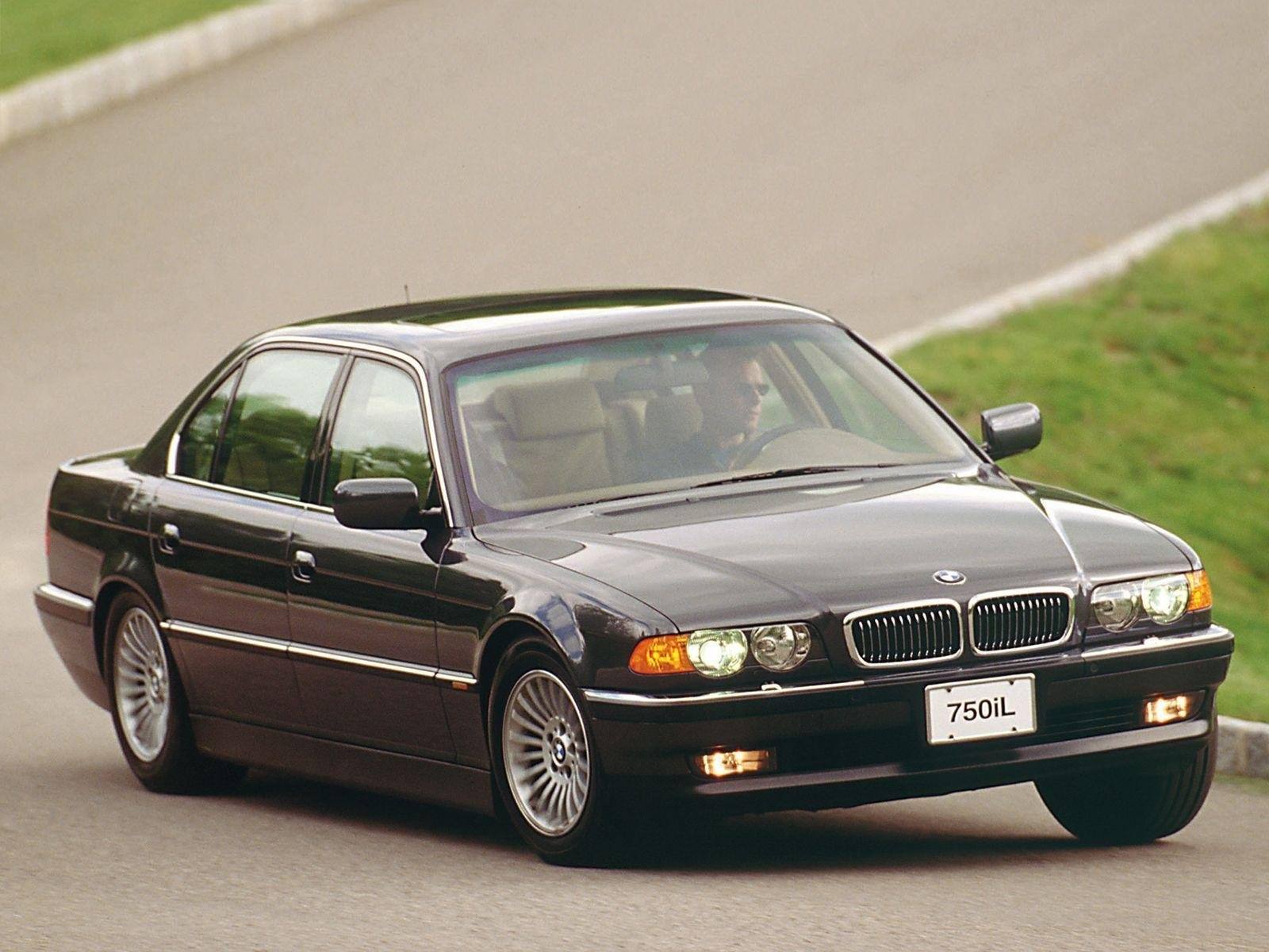 750i