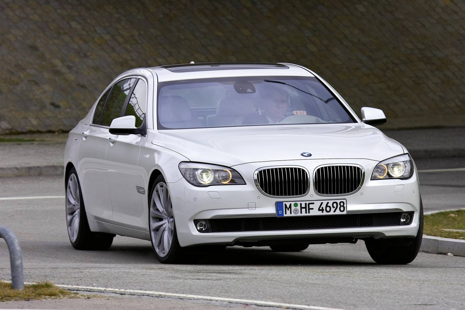 760Li