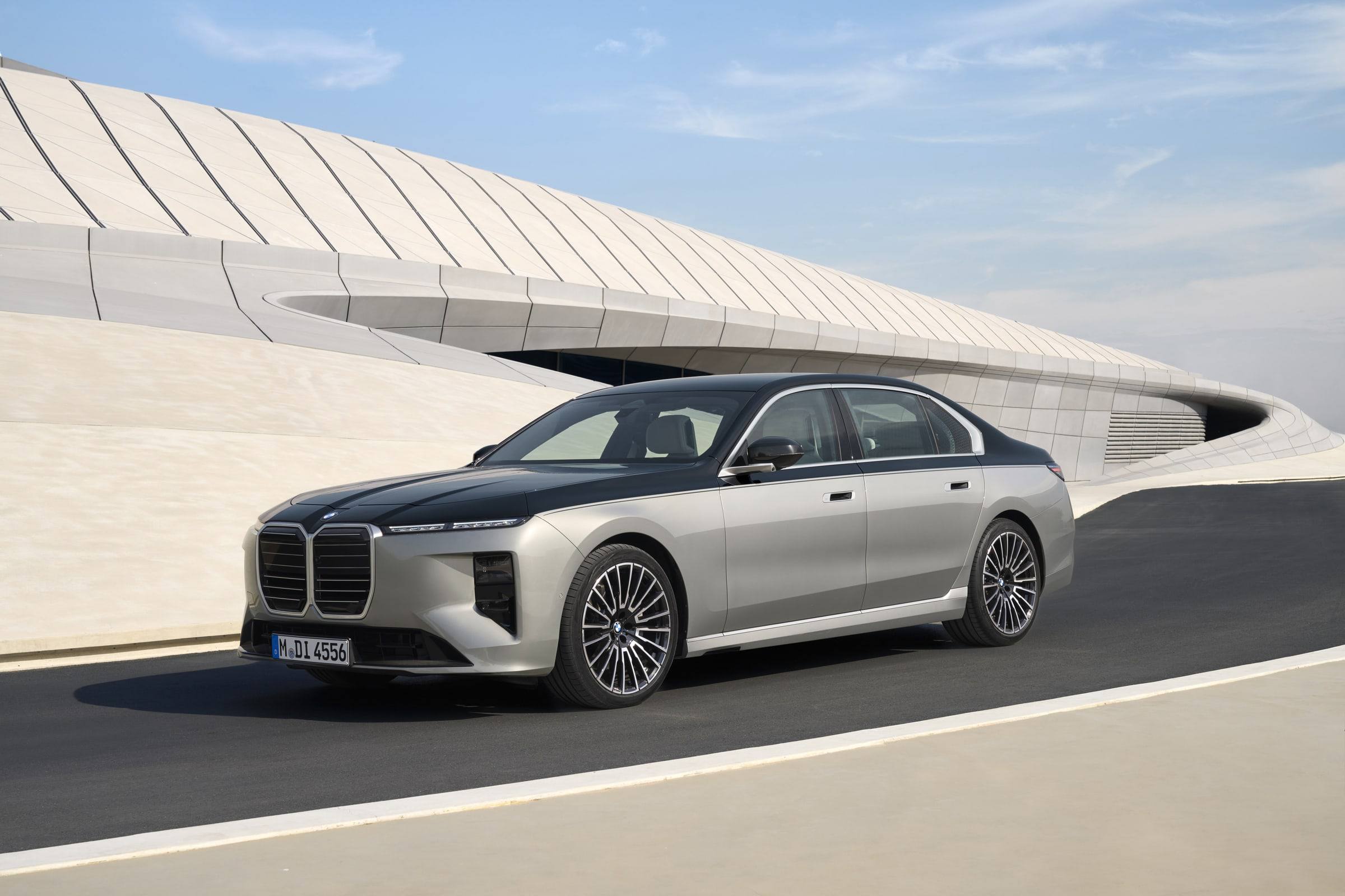 M760e xDrive