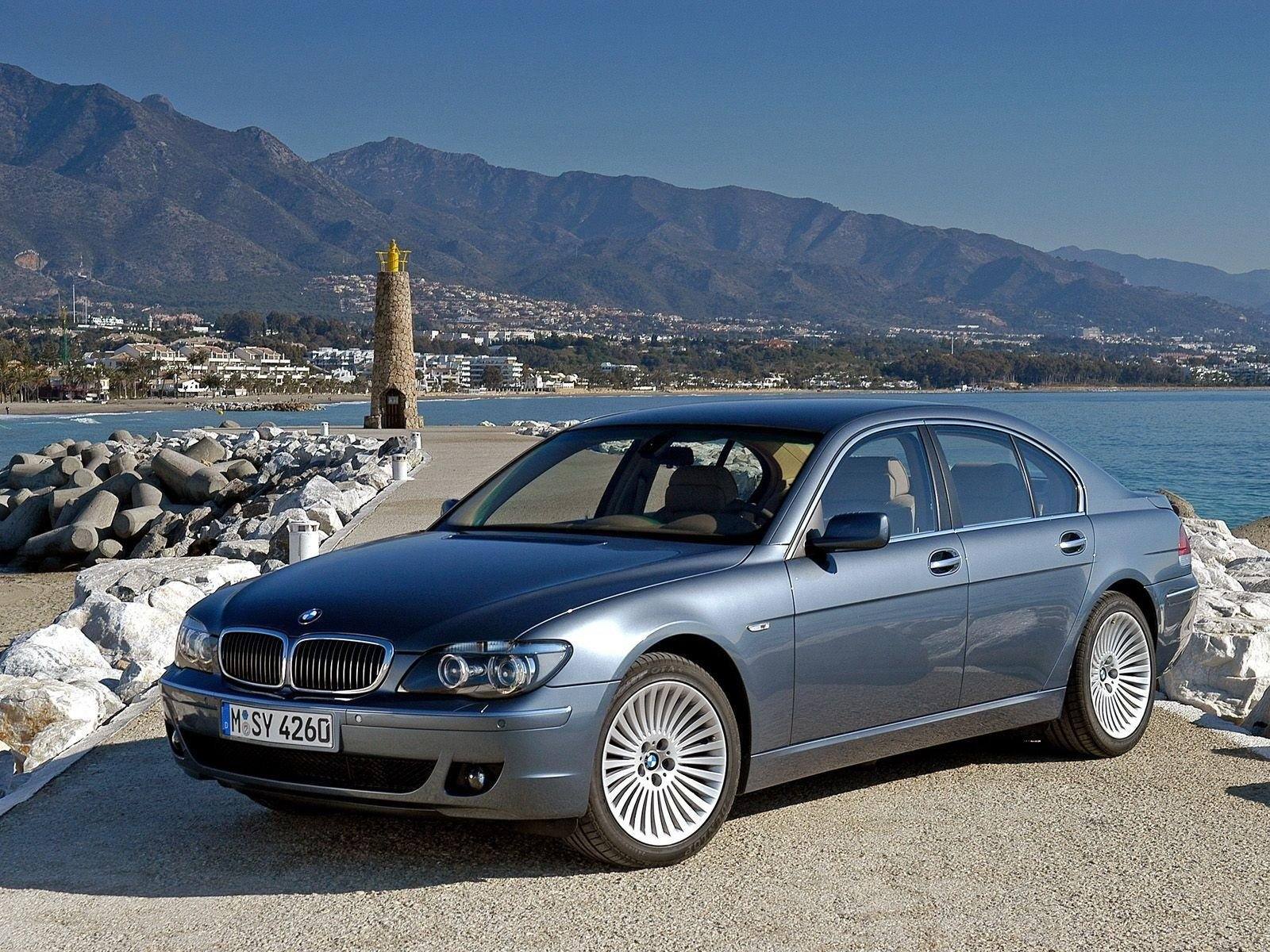 750i