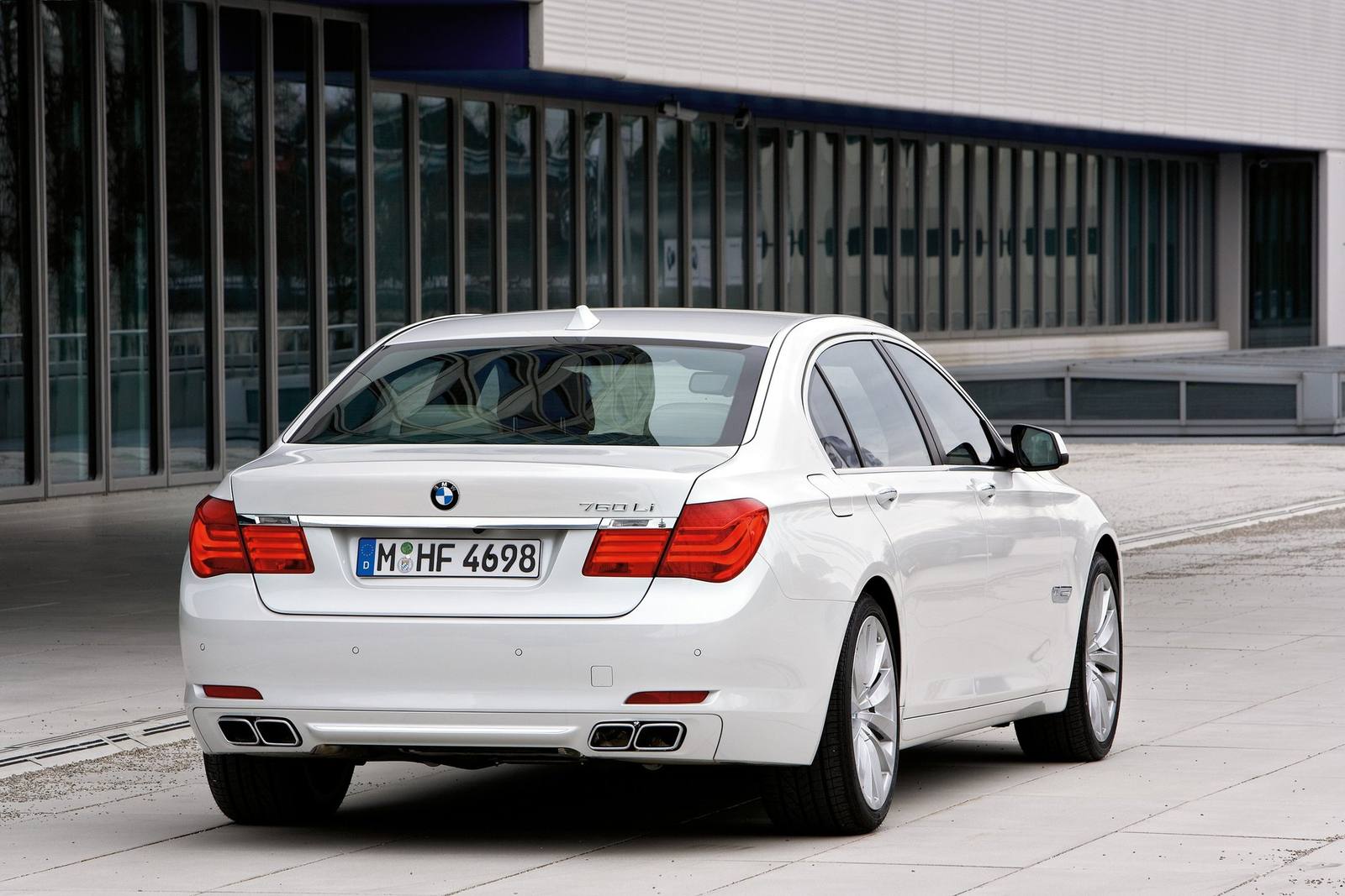 760Li