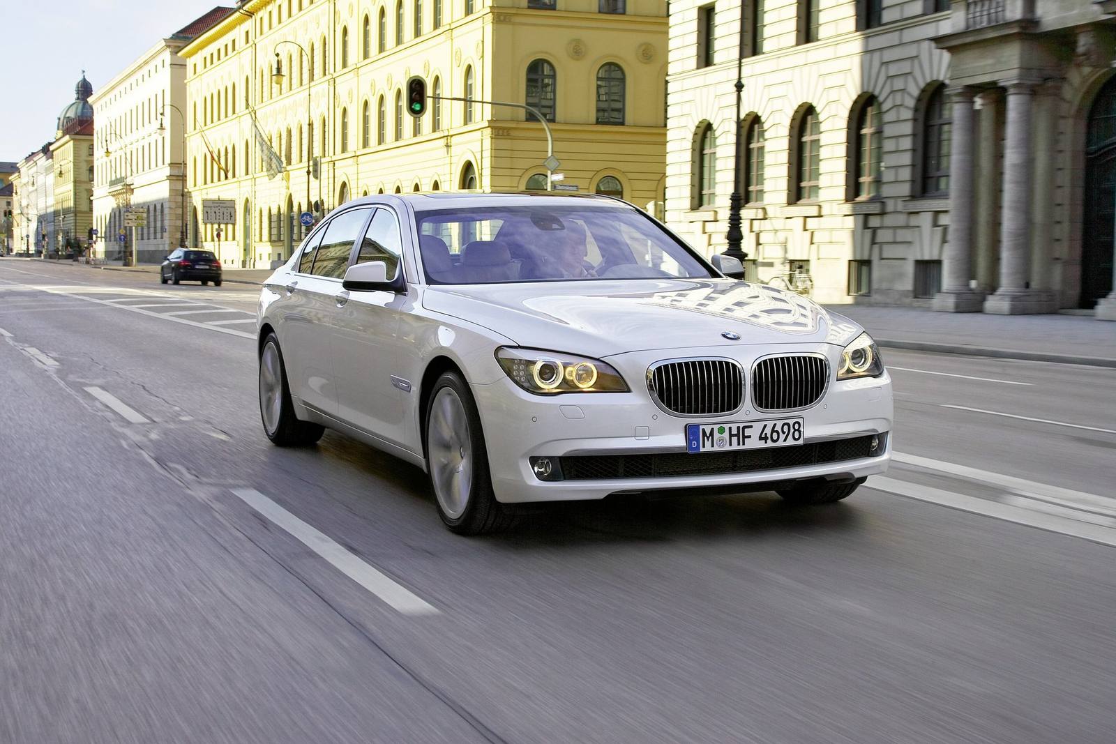 760Li