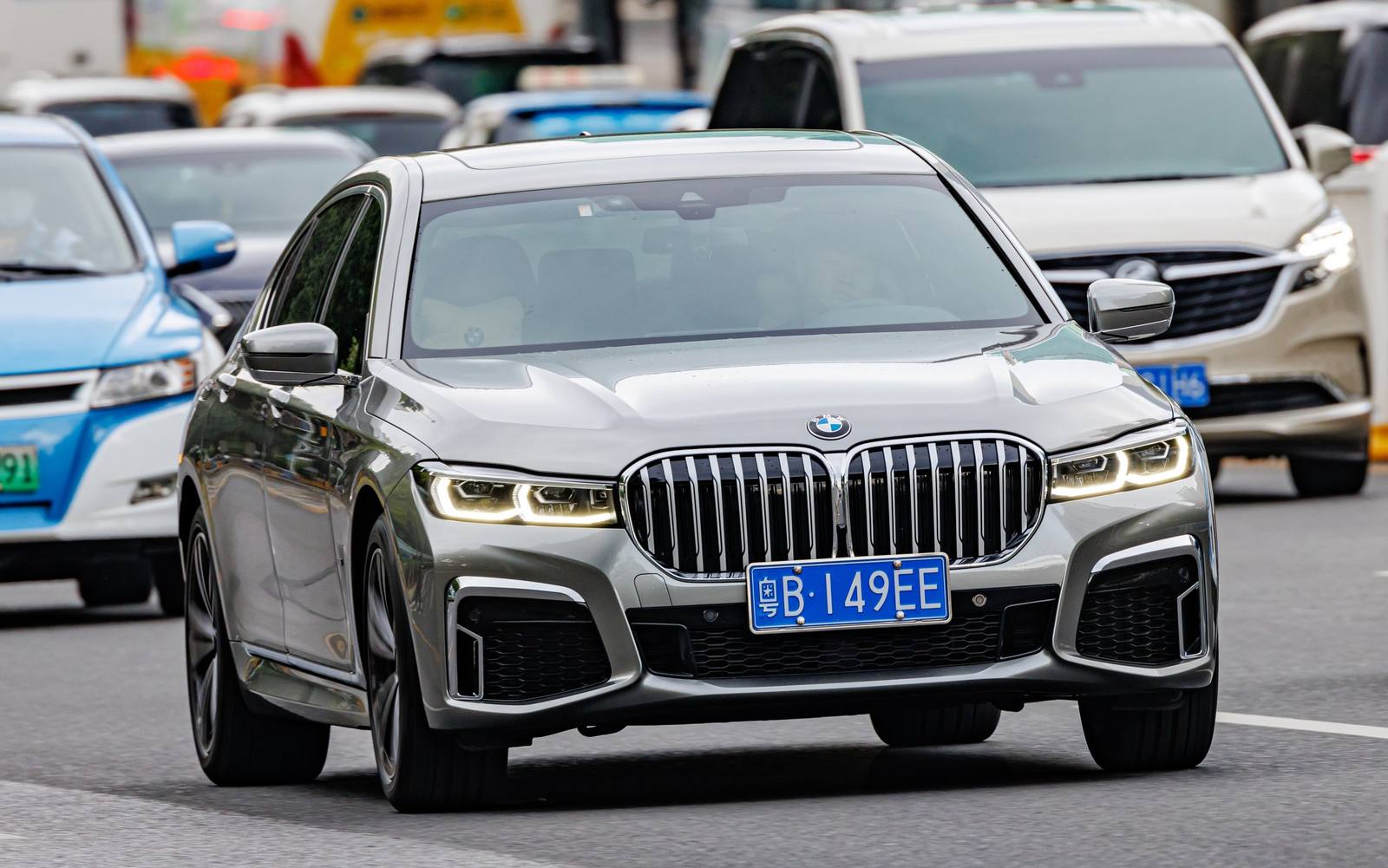 M760e xDrive